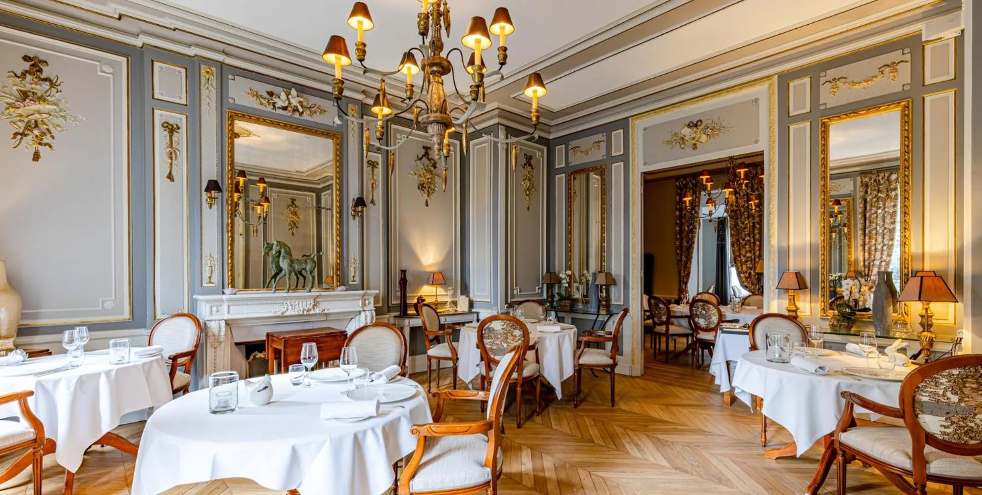Restaurant/places to eat in Hostellerie Cèdre & Spa Beaune