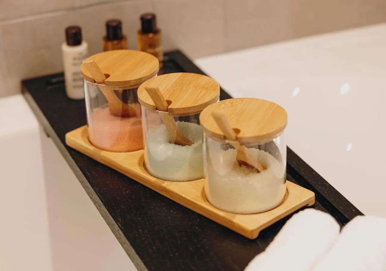 Bathroom in Hostellerie Cèdre & Spa Beaune