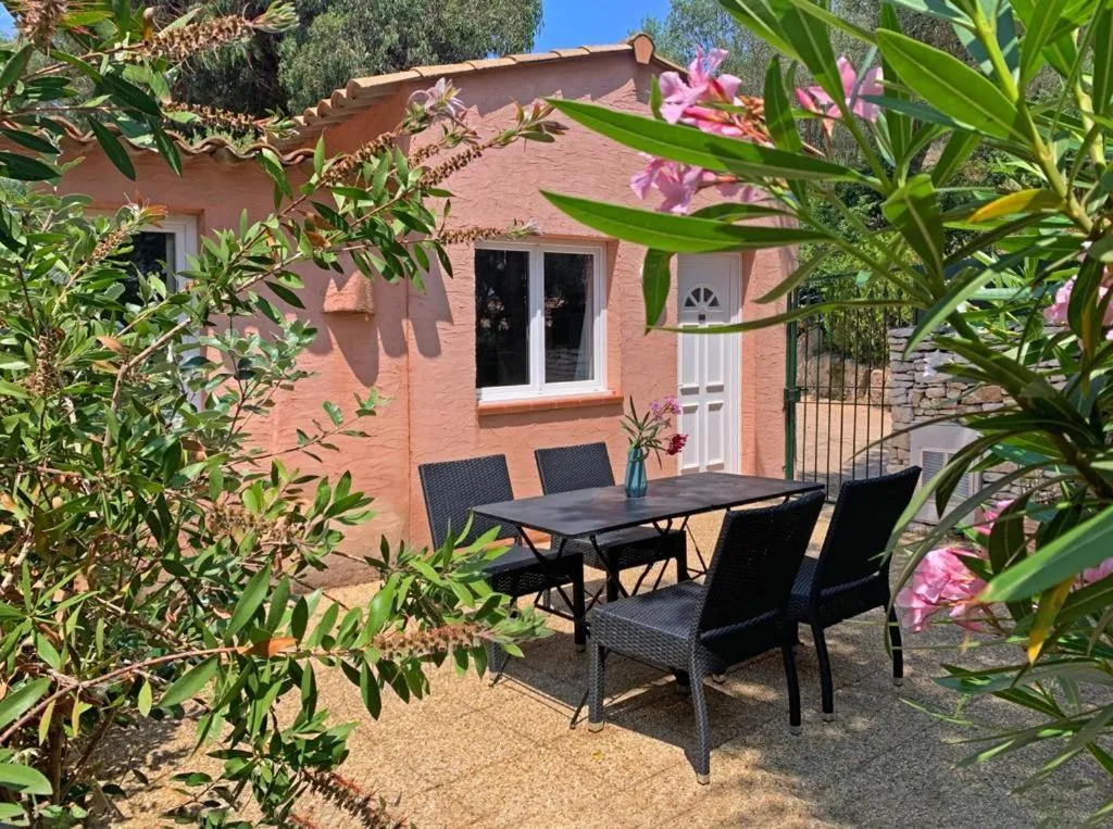 Balcony/Terrace in Hôtel Maora Village