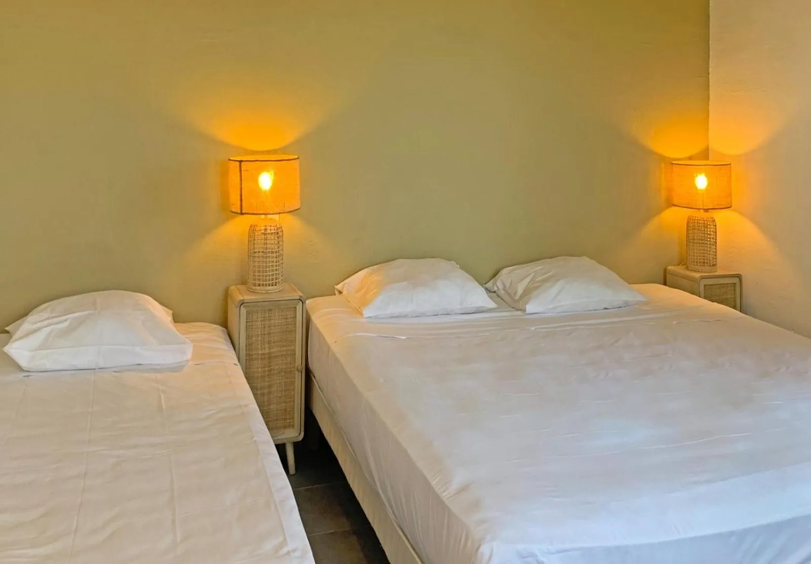 Bed in Résidence Maora Village