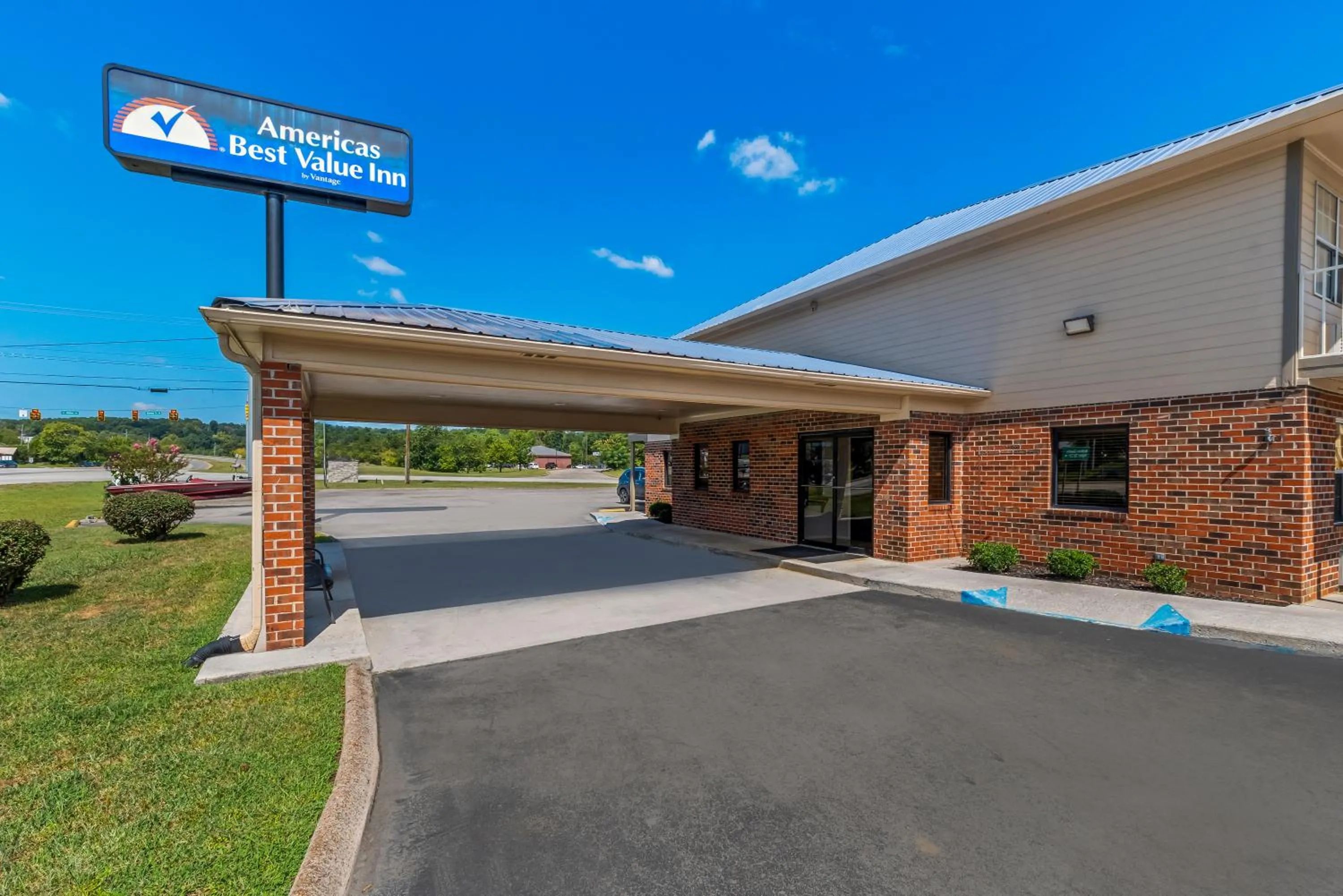 Property building in America's Best Value Inn-Athens