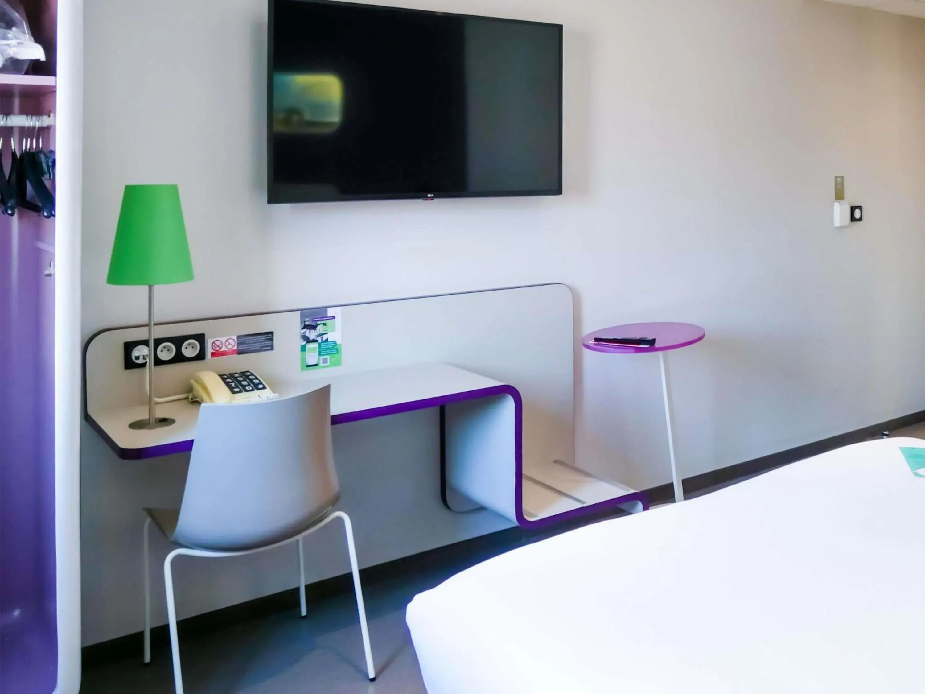 Bedroom, Bed in ibis Styles Montbéliard Bedroom, Bed in ibis Styles Montbéliard