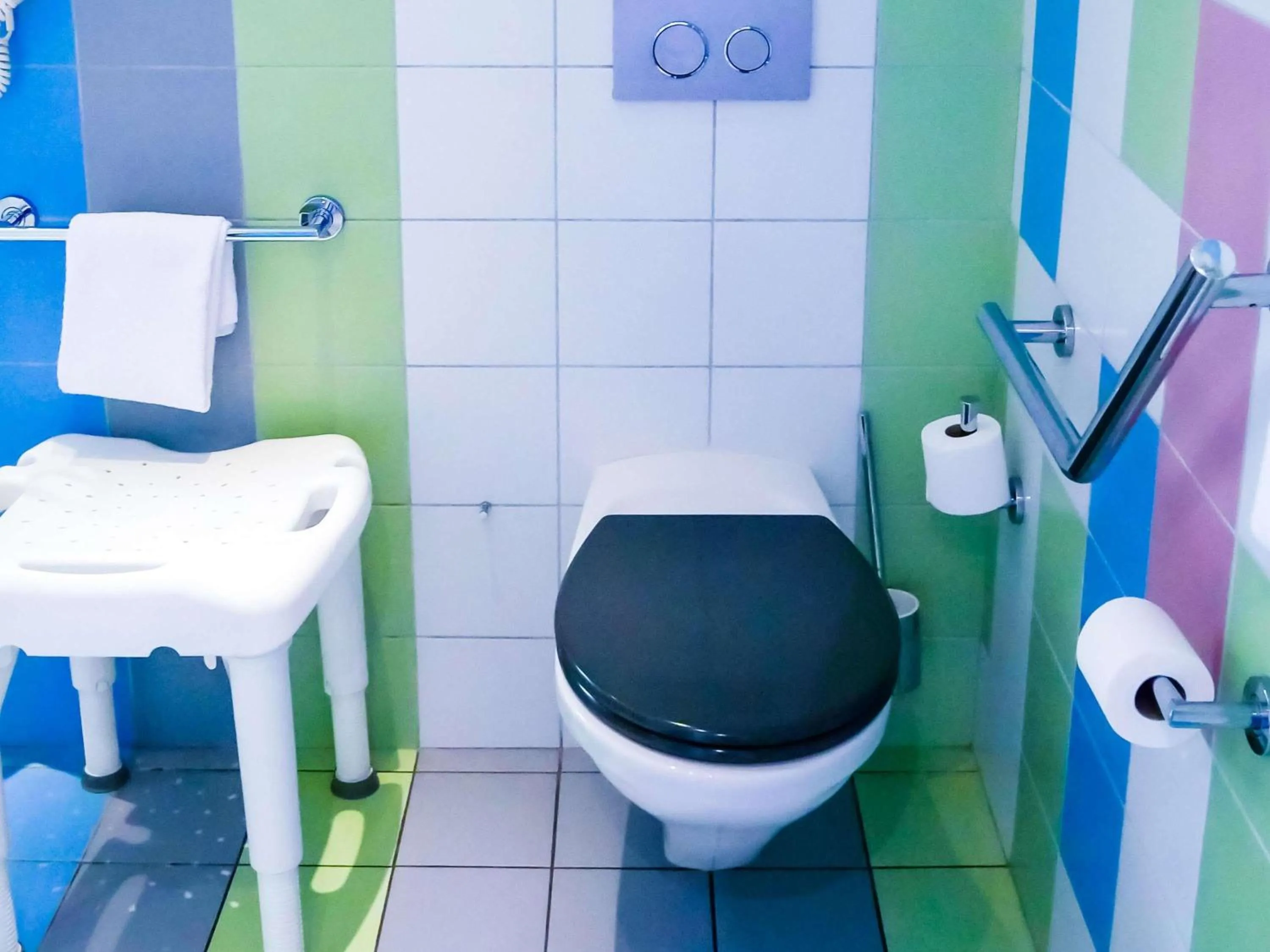 Bedroom in ibis Styles Montbéliard