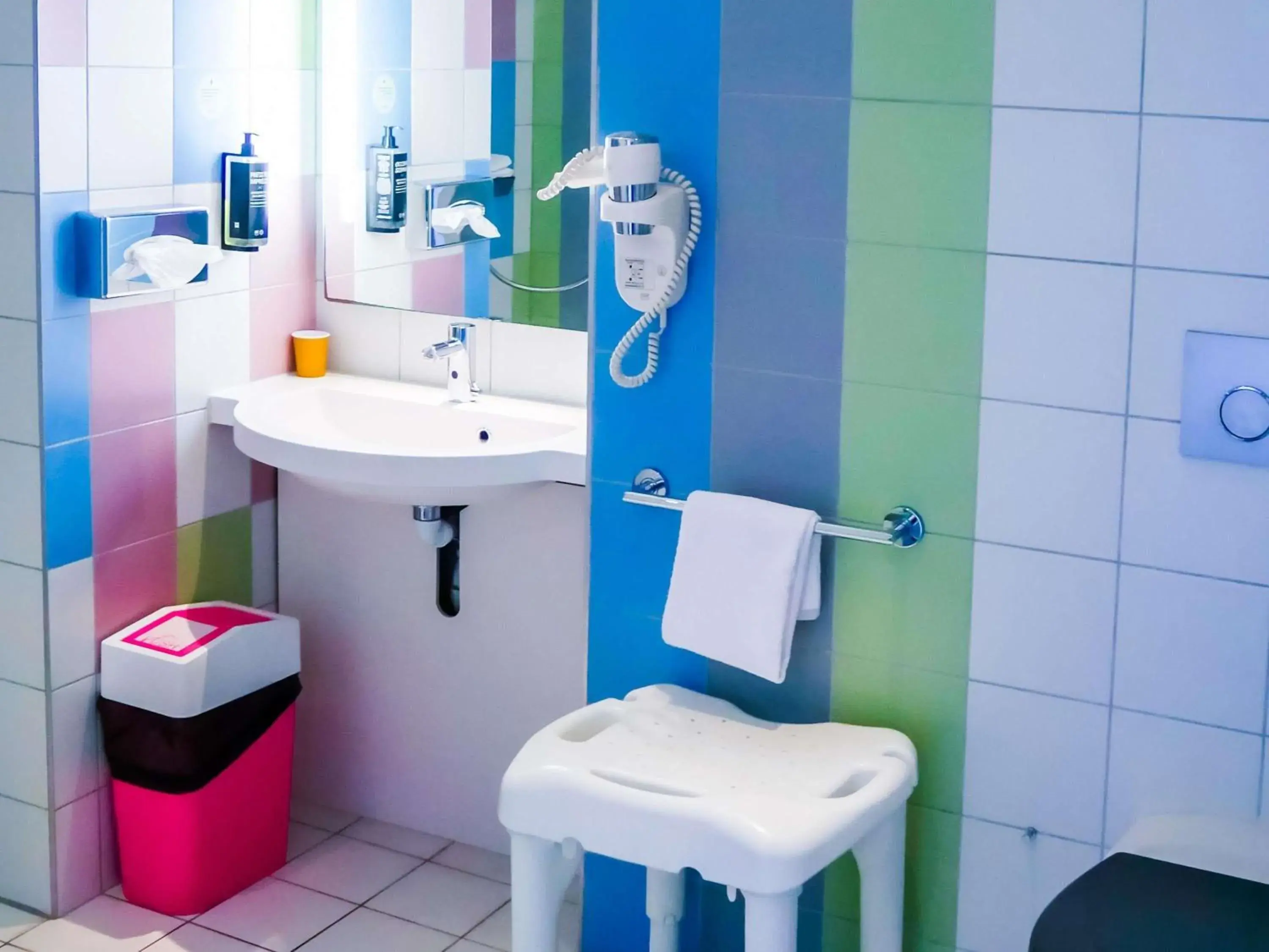 Bedroom in ibis Styles Montbéliard Bedroom in ibis Styles Montbéliard