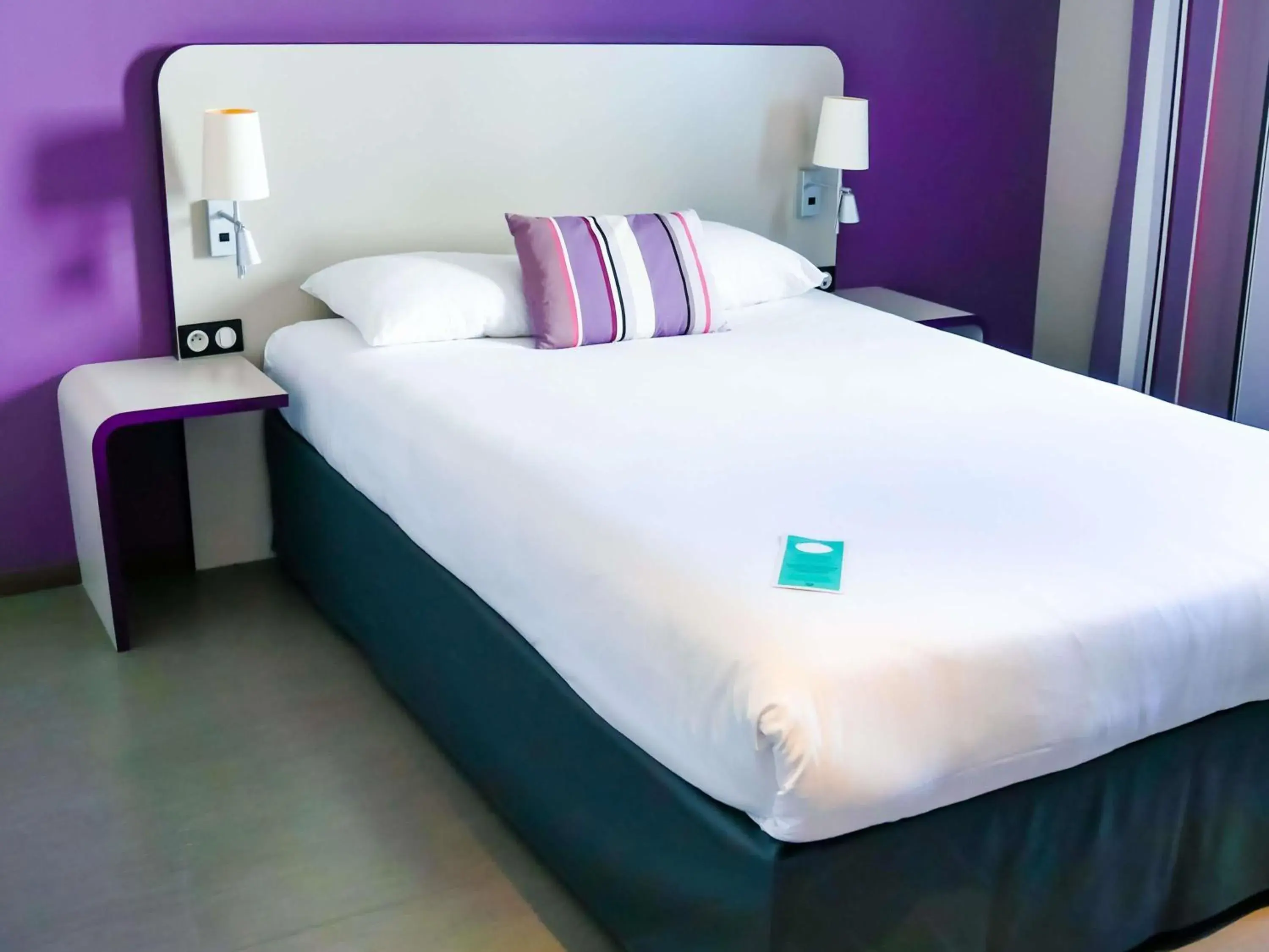 Bedroom, Bed in ibis Styles Montbéliard Bedroom, Bed in ibis Styles Montbéliard