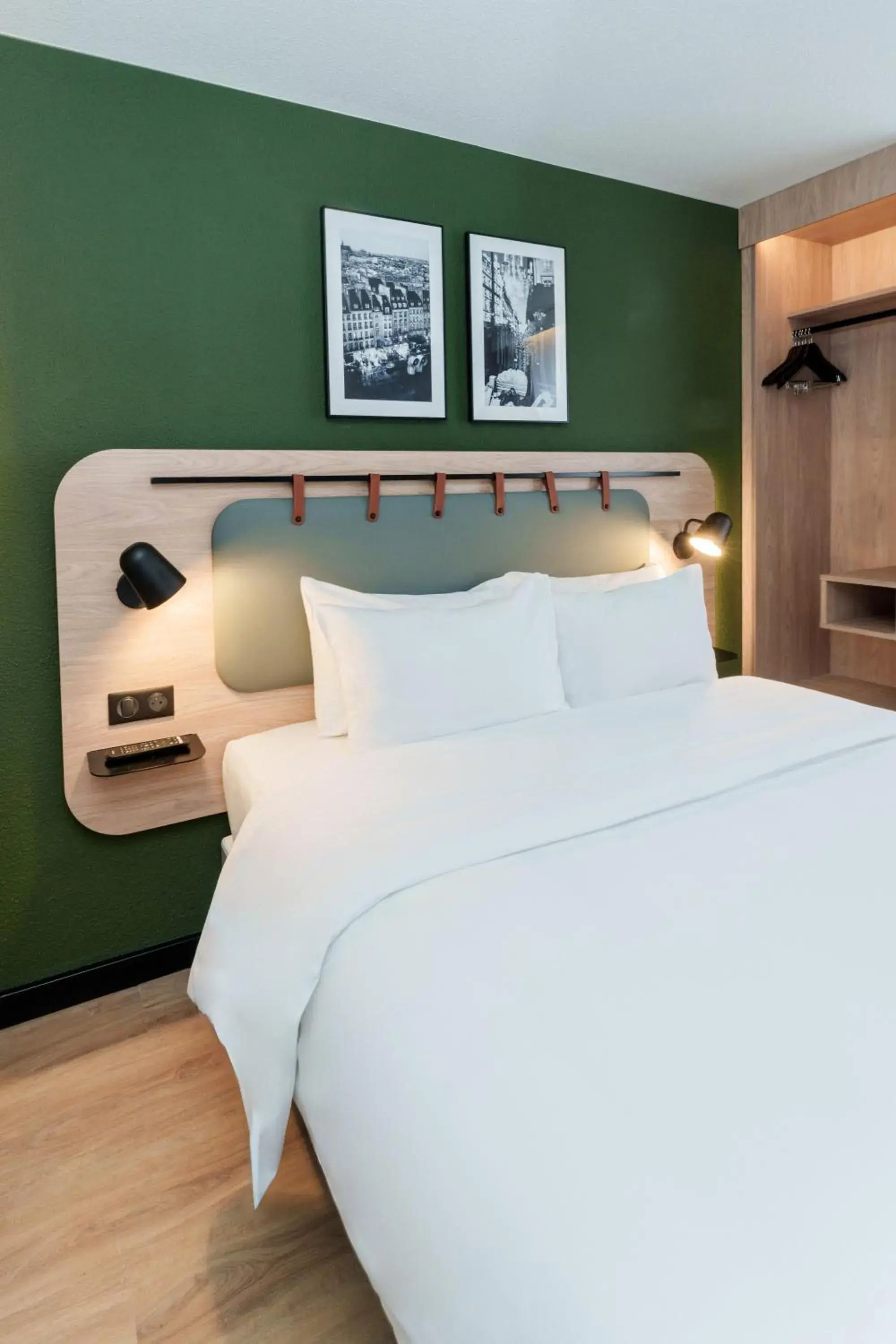 Bed in Campanile Blanc-Mesnil Bed in Campanile Blanc-Mesnil