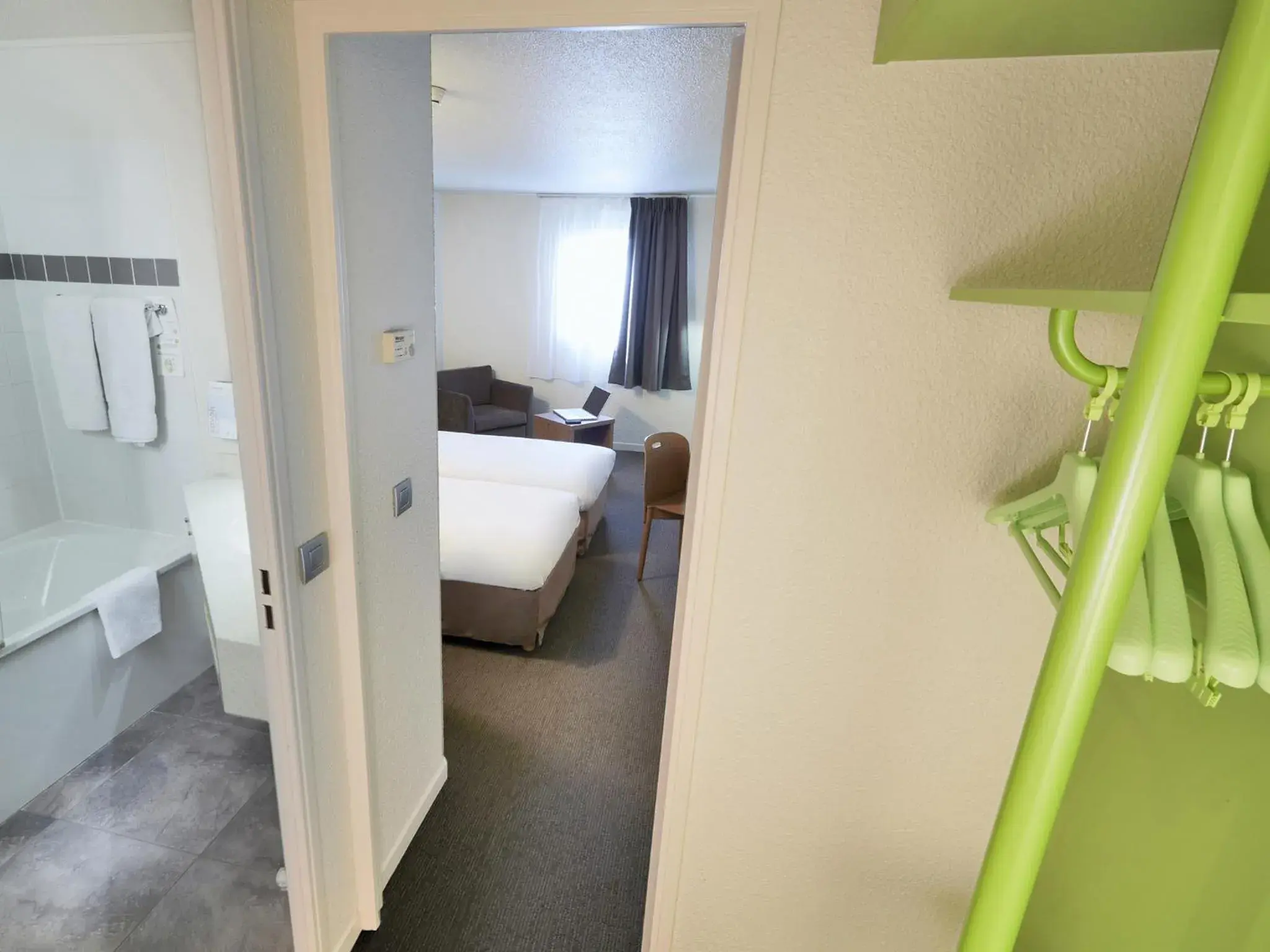 Superior Twin Room in Campanile Blanc-Mesnil Superior Twin Room in Campanile Blanc-Mesnil