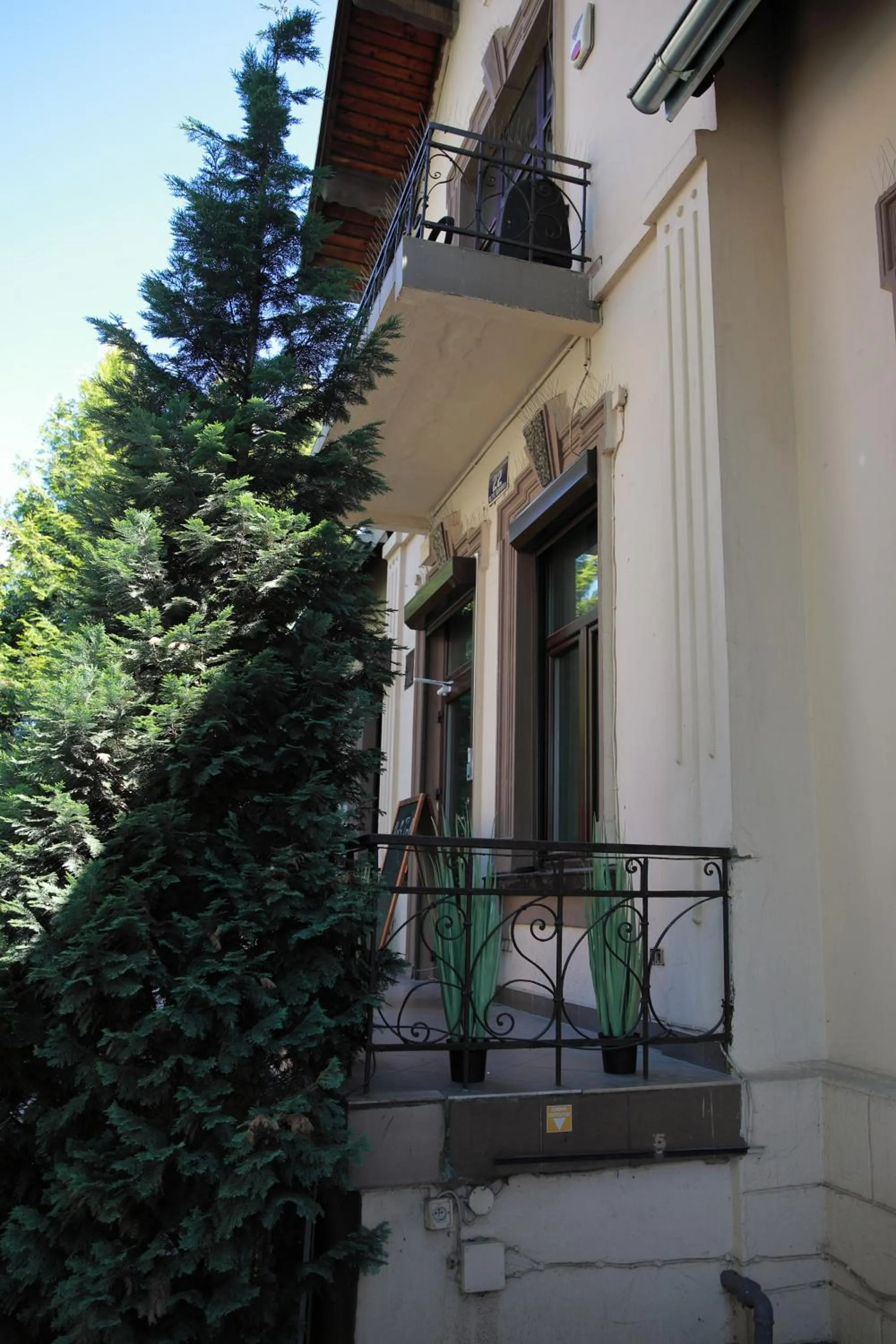 Property building in Willa Retro Hostel & Garden