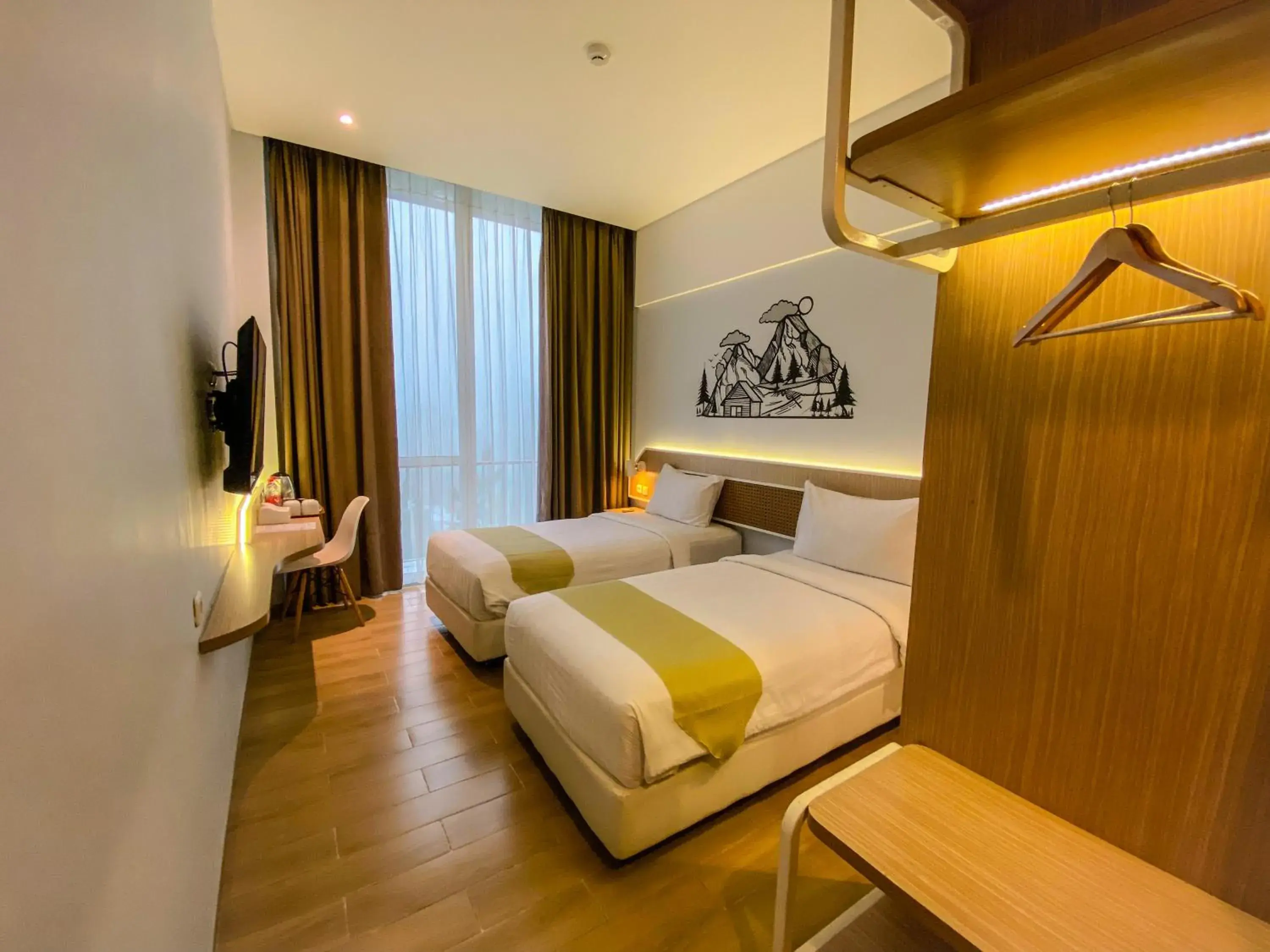 Deluxe Twin Room in Facade Hotel by Azana Deluxe Twin Room in Facade Hotel by Azana
