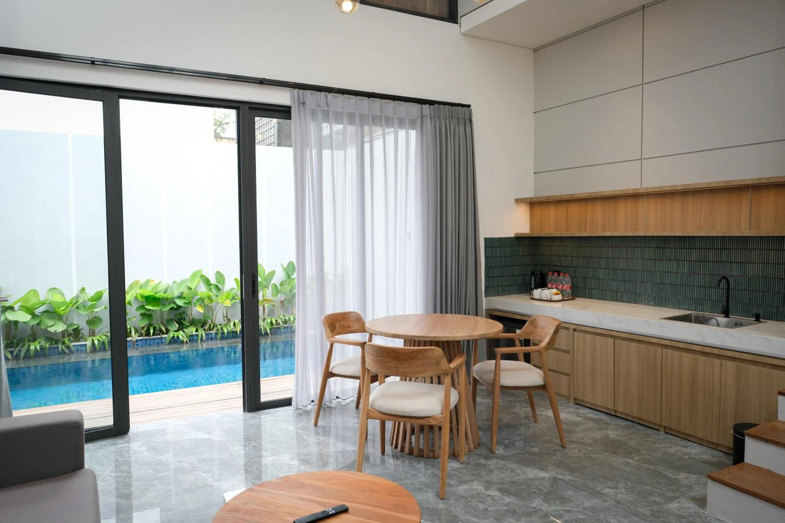 Living room in Facade Hotel by Azana