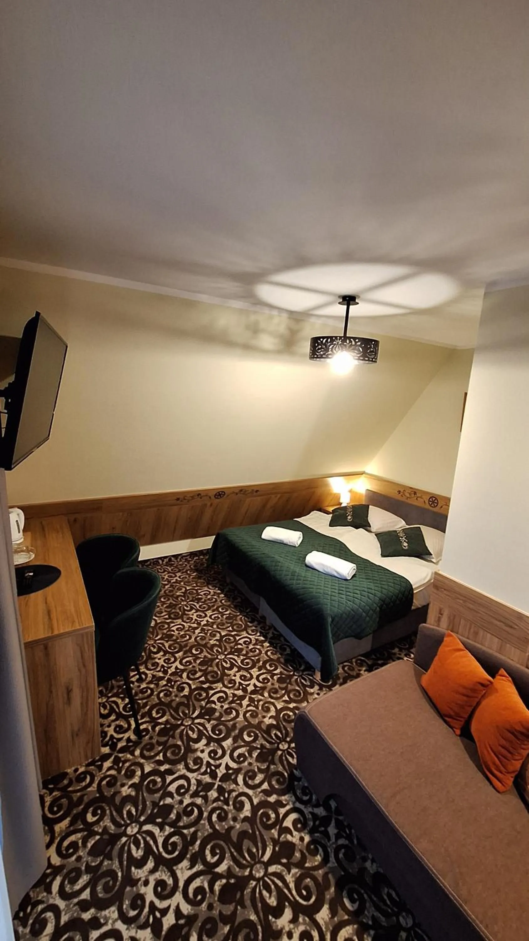 Communal lounge/ TV room, Bed in Willa u Kośle Zakopane