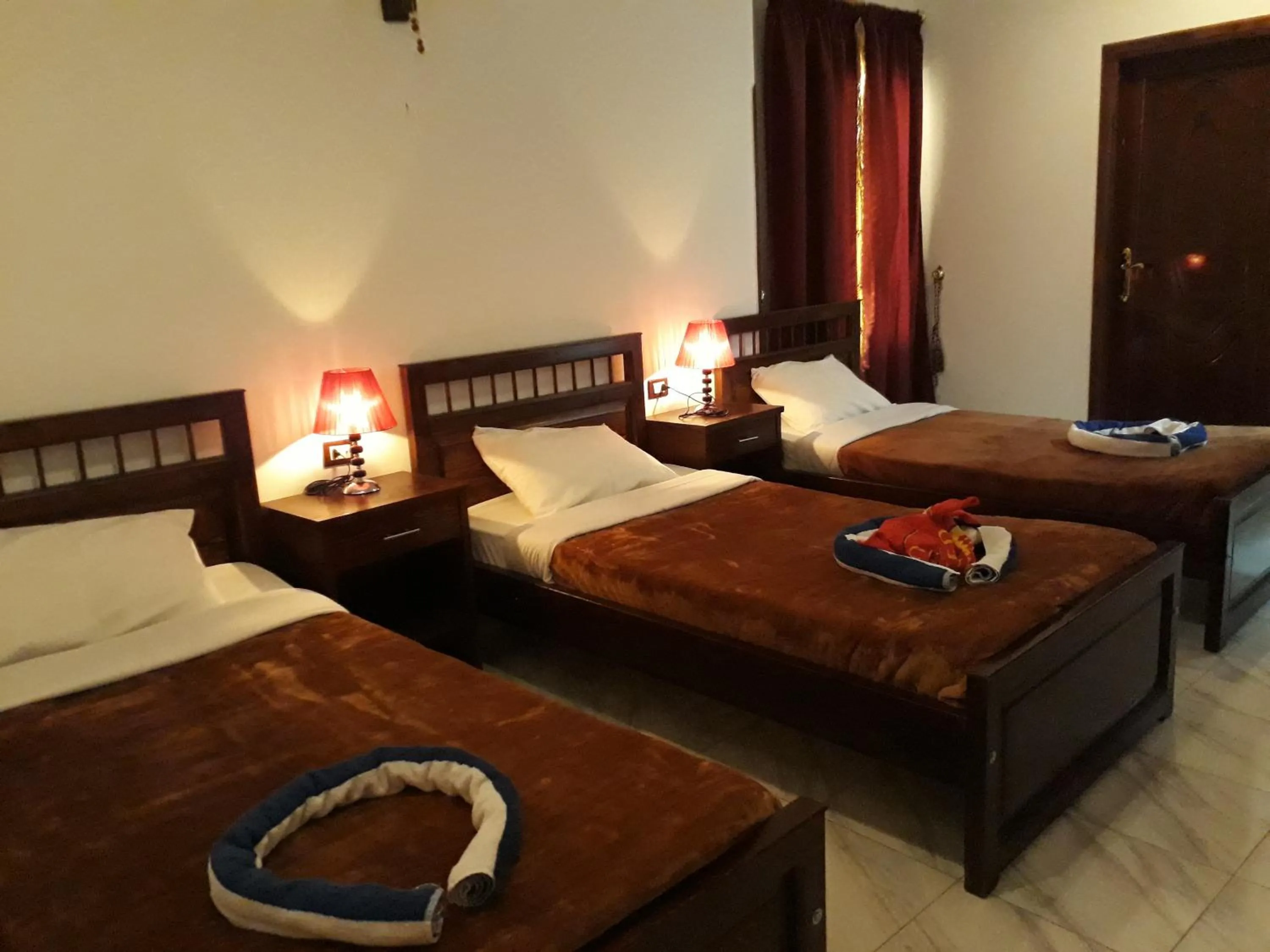 Bedroom, Bed in Al Hambra Hotel