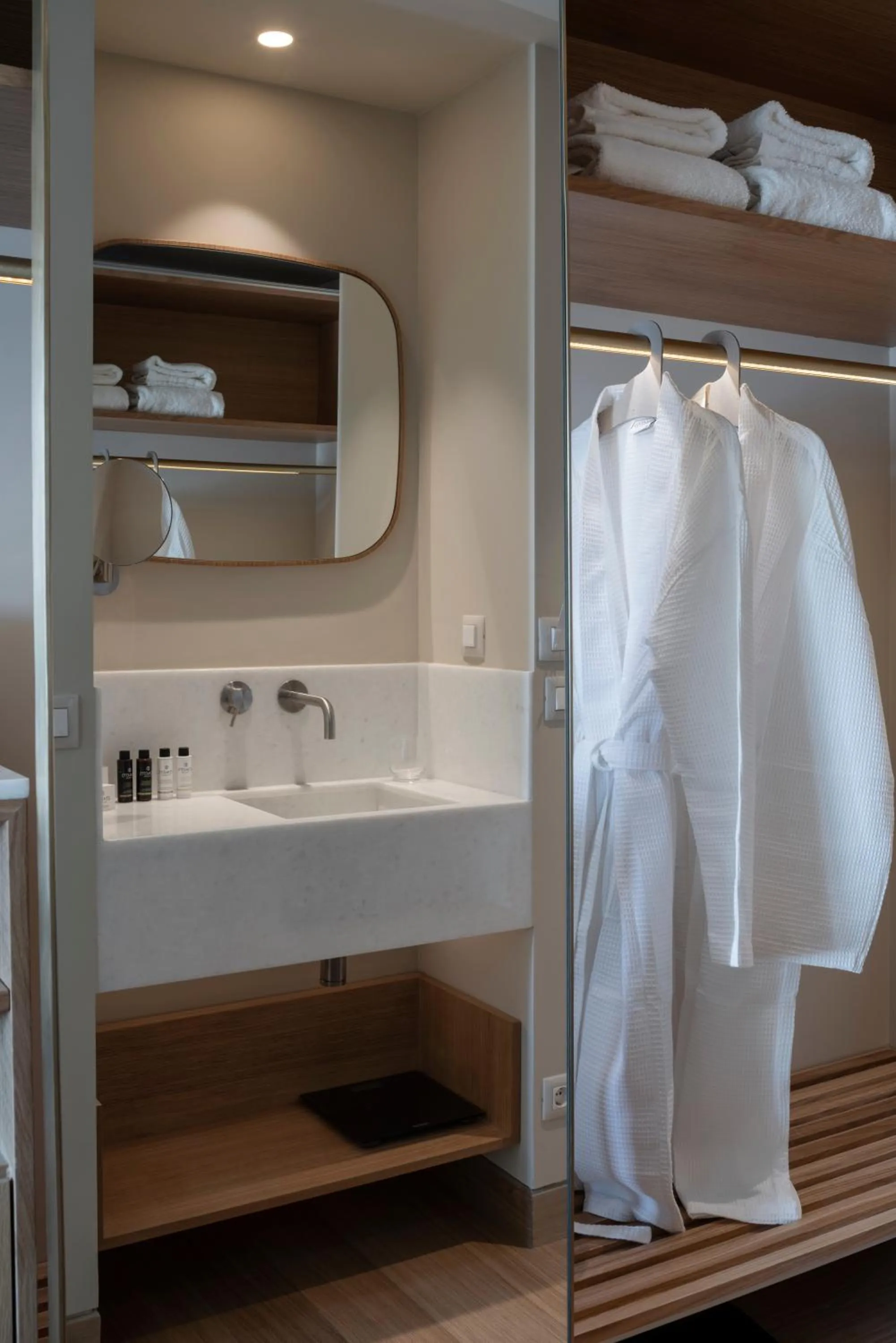 Bathroom in Coco-mat Athens BC