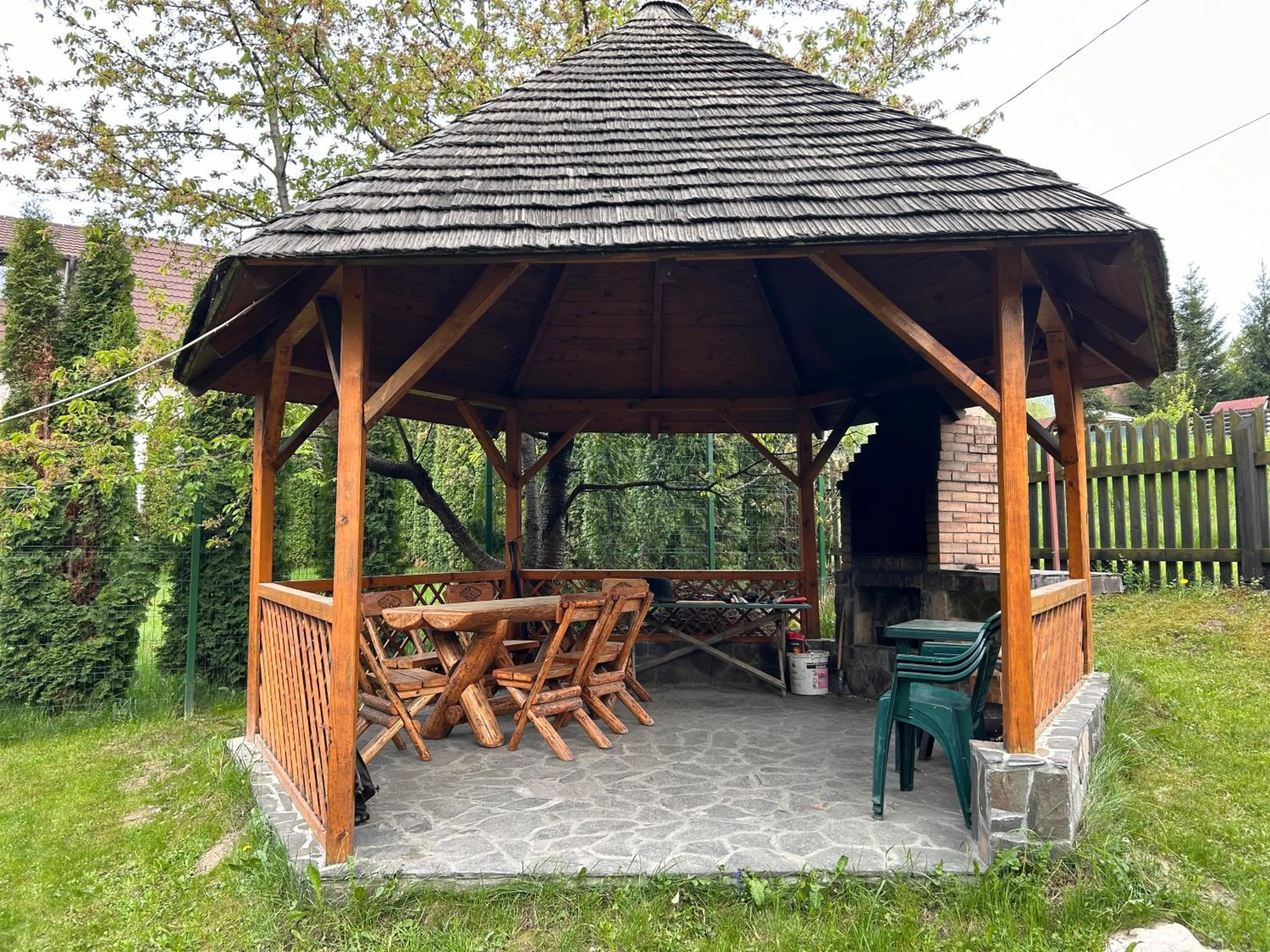 BBQ facilities in Homy family house