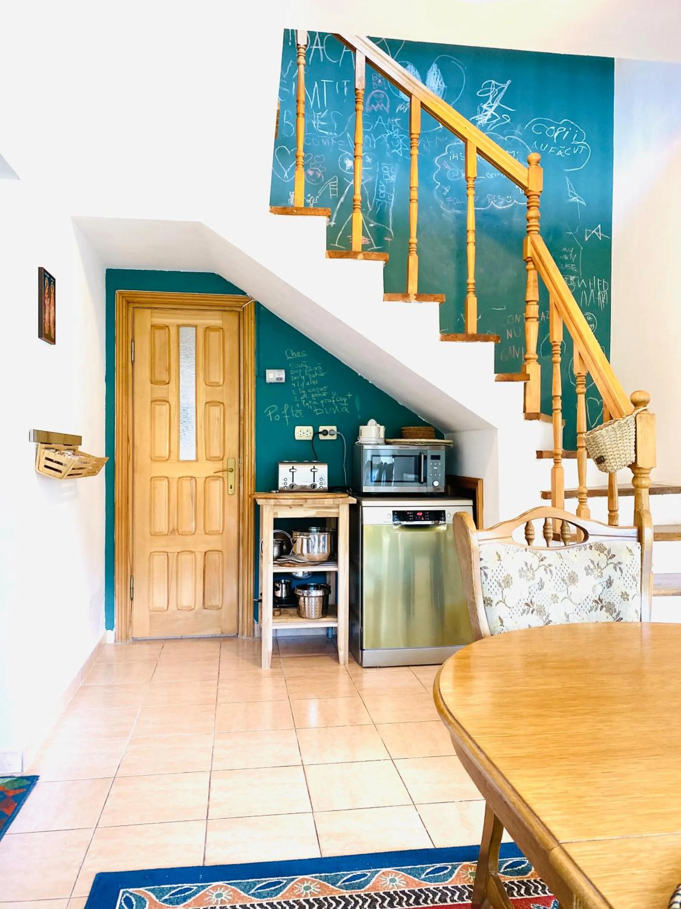 dishwasher in Homy family house