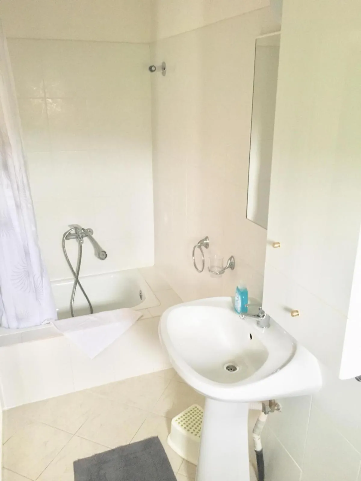 Bathroom in Homy family house