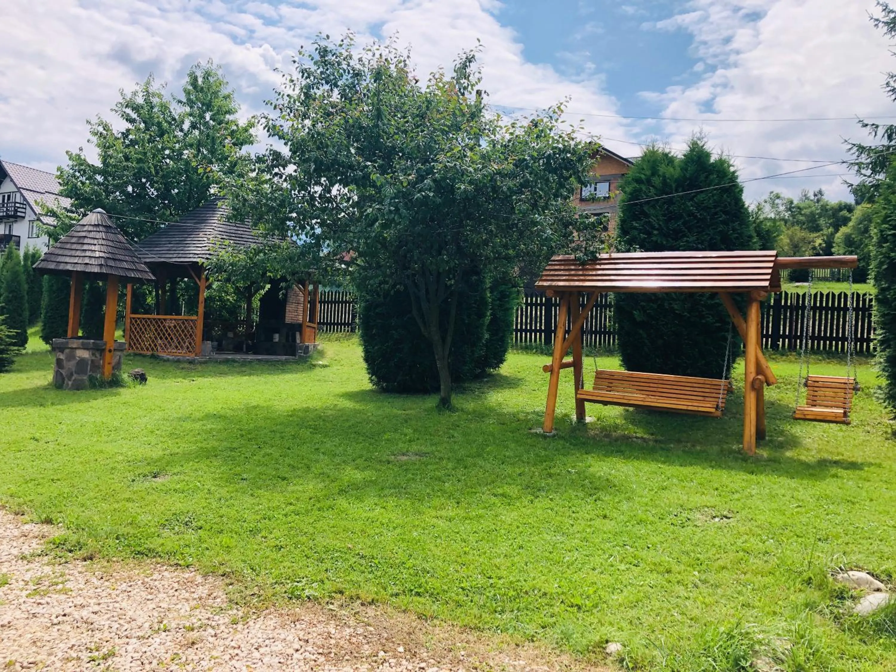BBQ facilities in Homy family house