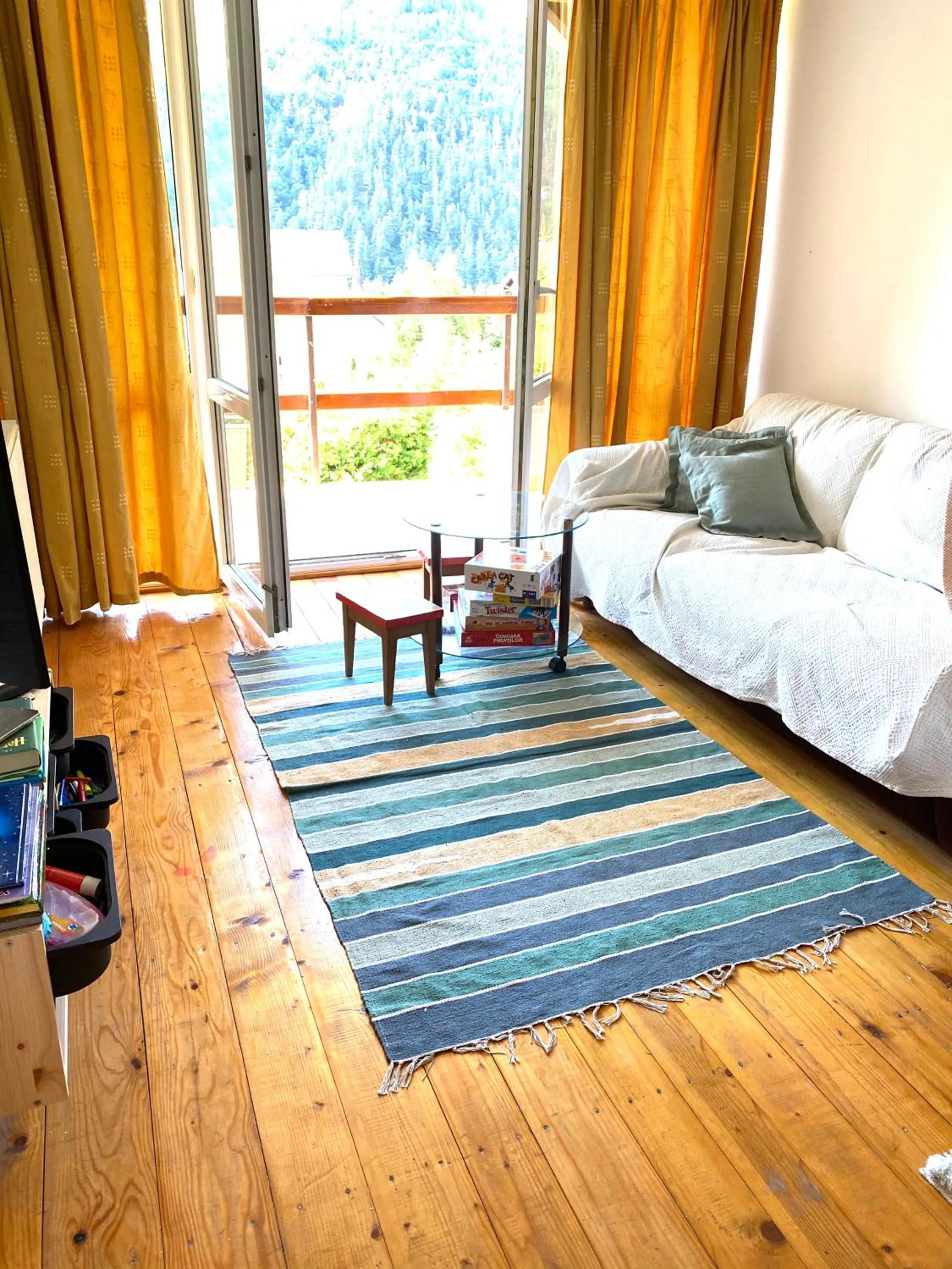 Seating area, Bed in Homy family house