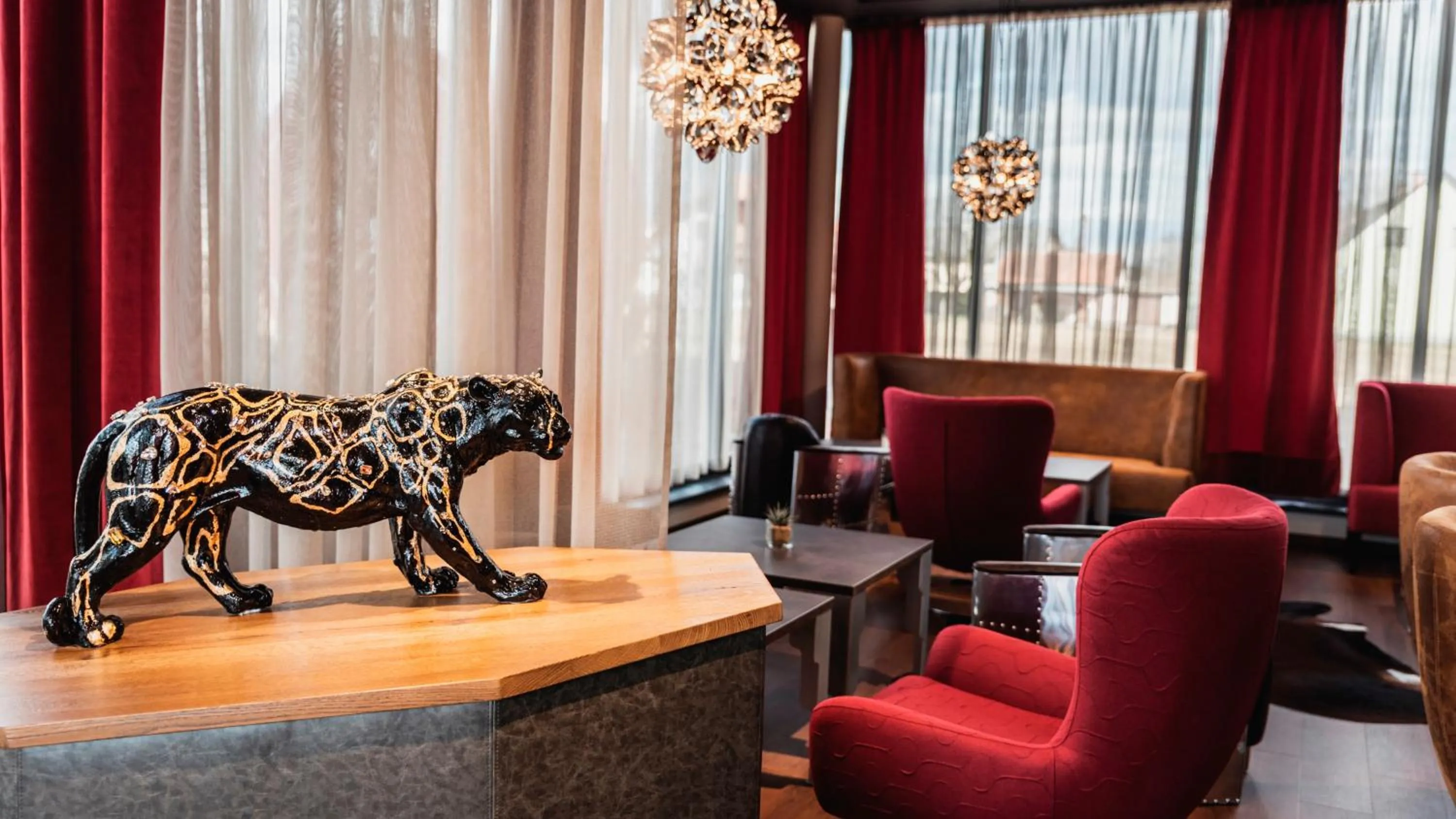 Lounge or bar in Amedia Express Graz Airport, Trademark Collection by Wyndham