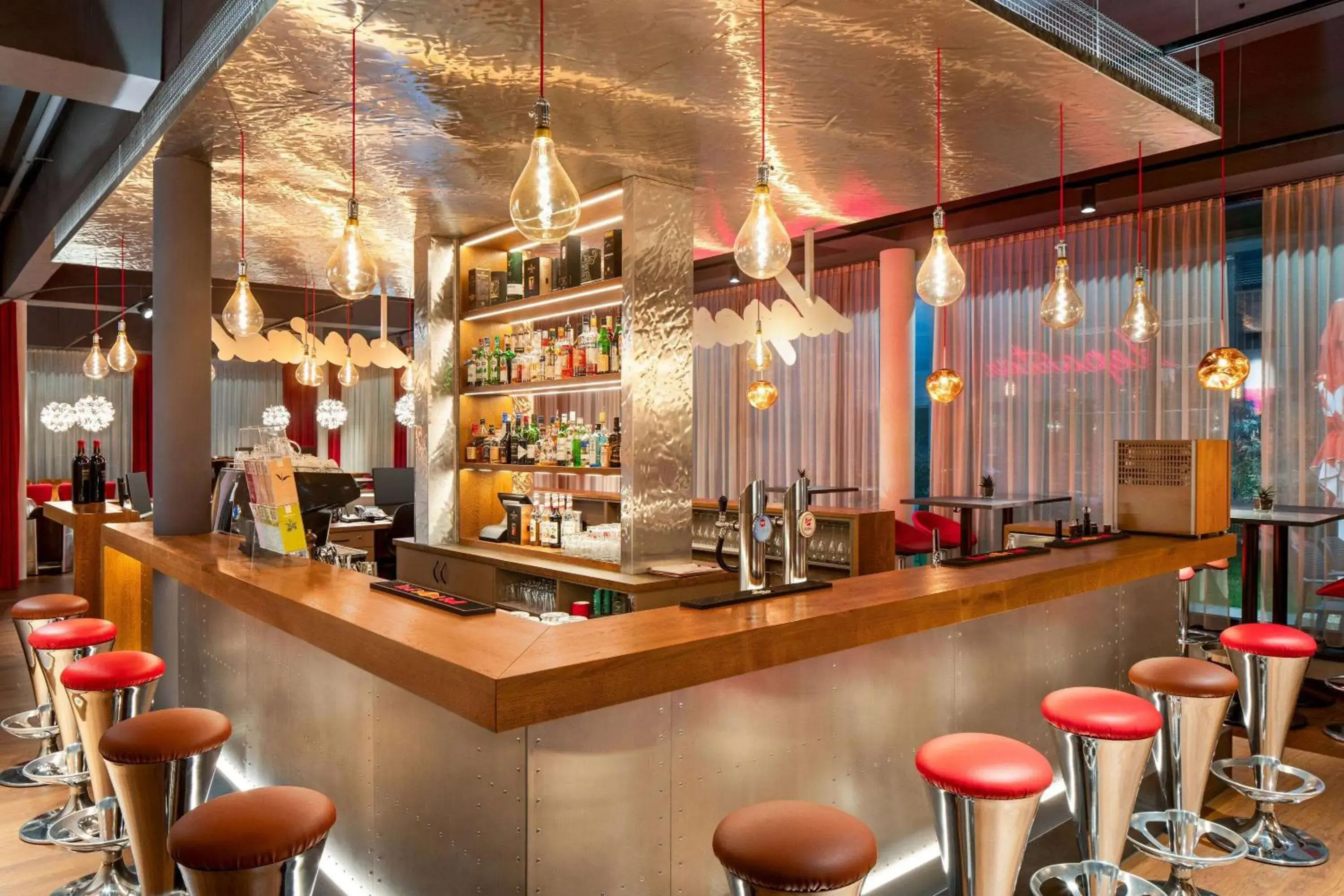 Lounge or bar in Amedia Express Graz Airport, Trademark Collection by Wyndham Lounge or bar in Amedia Express Graz Airport, Trademark Collection by Wyndham