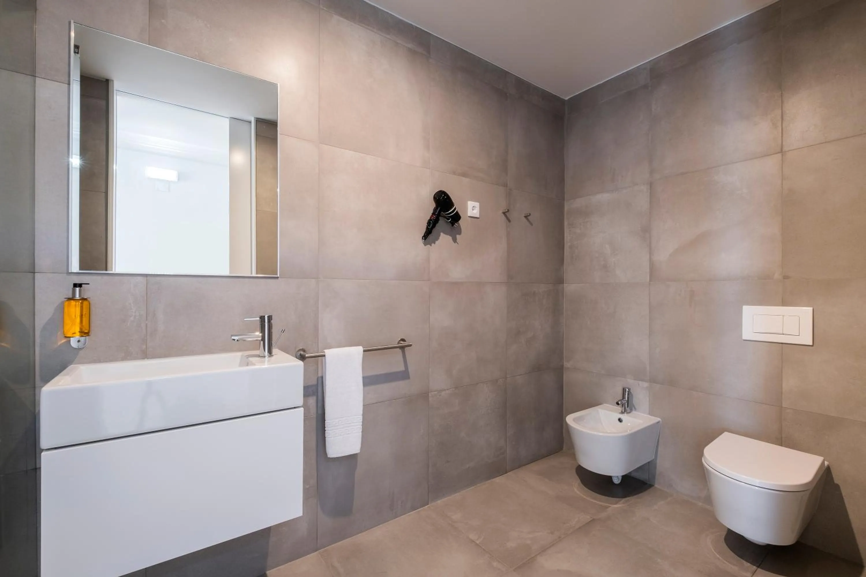 Bathroom in Aqua - Pópulo Eco Village