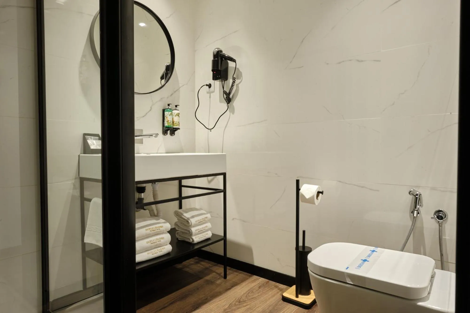 Bathroom in Duplo Charme Boutique Hotel