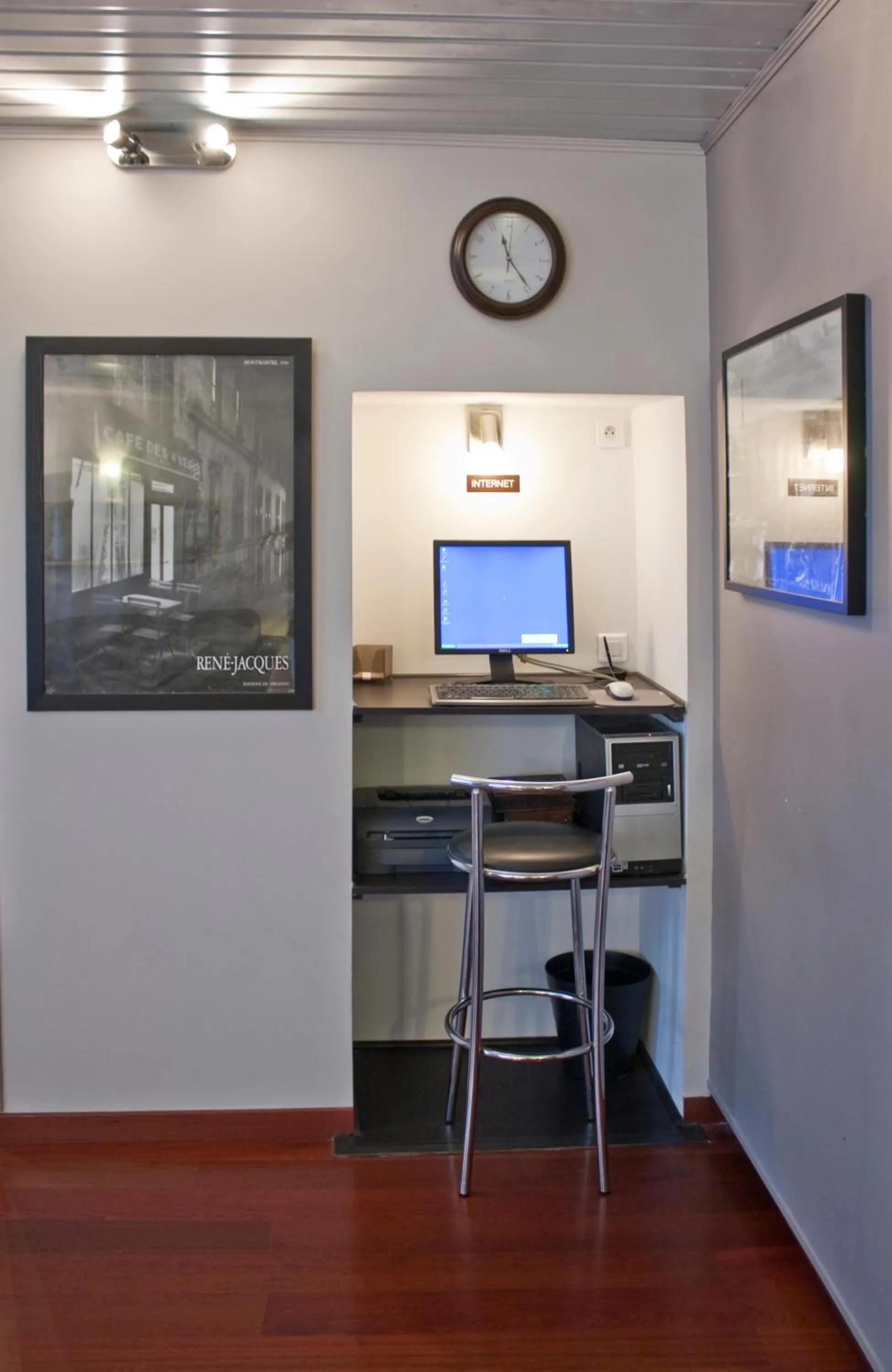 TV and multimedia in Hotel Hippodrome