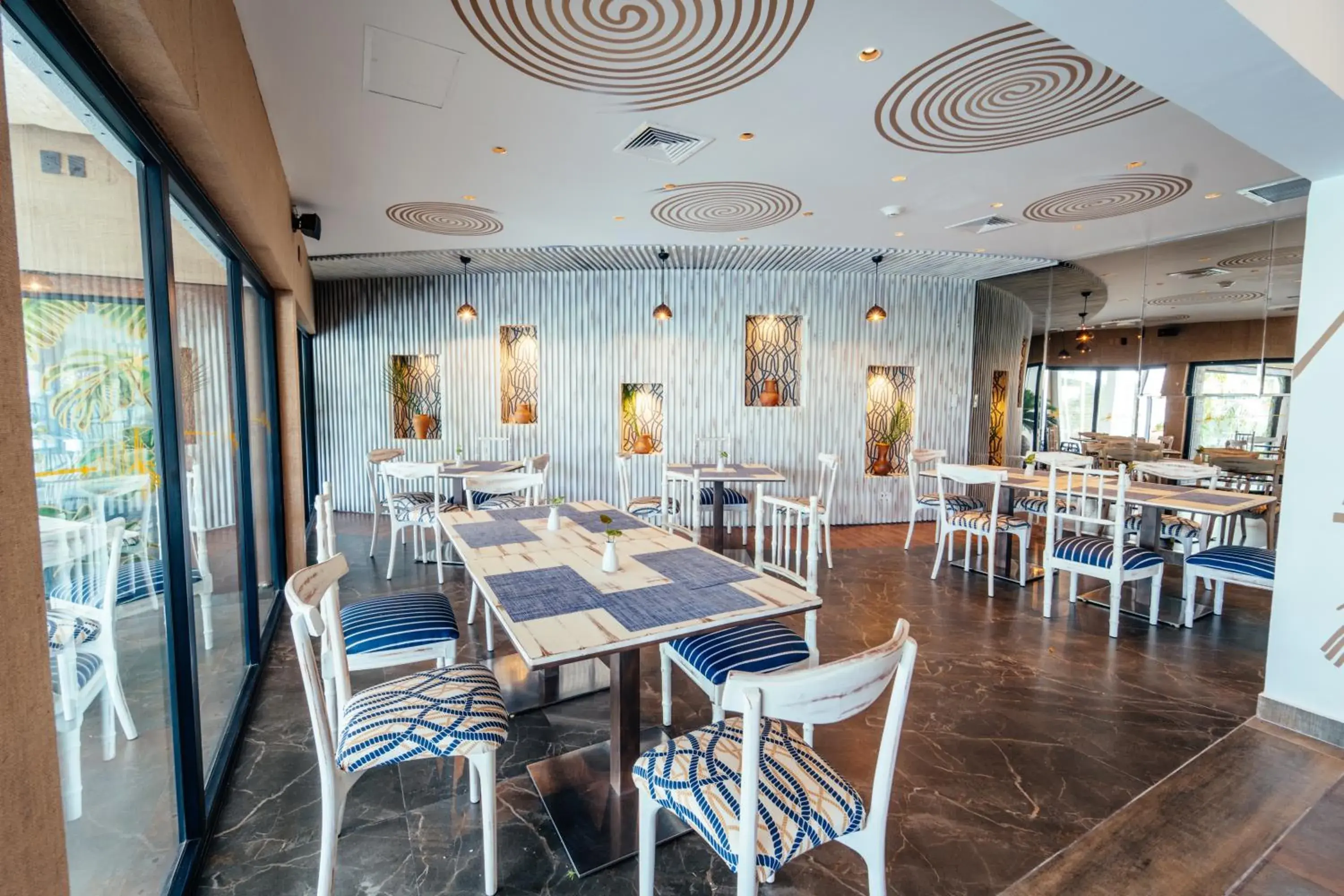 Restaurant/places to eat in Los Tajibos, Santa Cruz de la Sierra, a Tribute Portfolio Hotel Restaurant/places to eat in Los Tajibos, Santa Cruz de la Sierra, a Tribute Portfolio Hotel