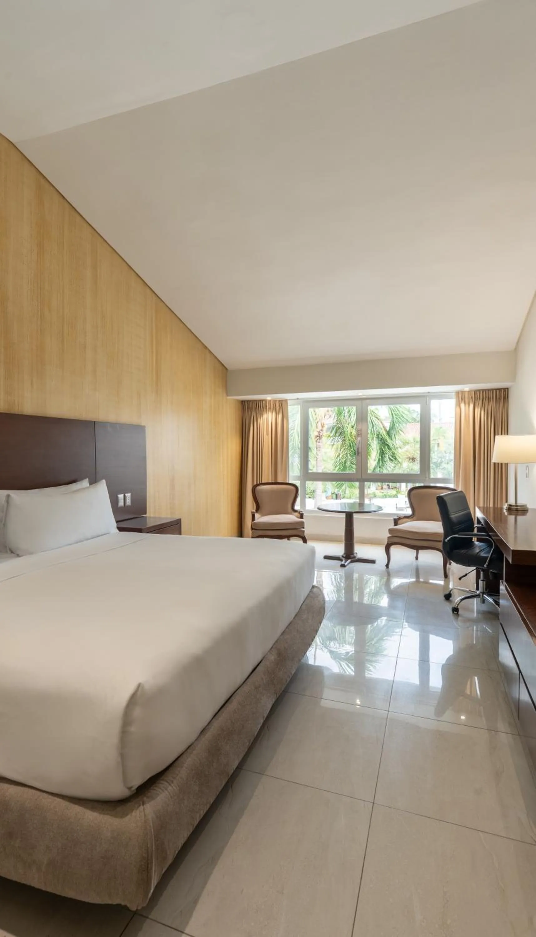 Bed in Los Tajibos, Santa Cruz de la Sierra, a Tribute Portfolio Hotel