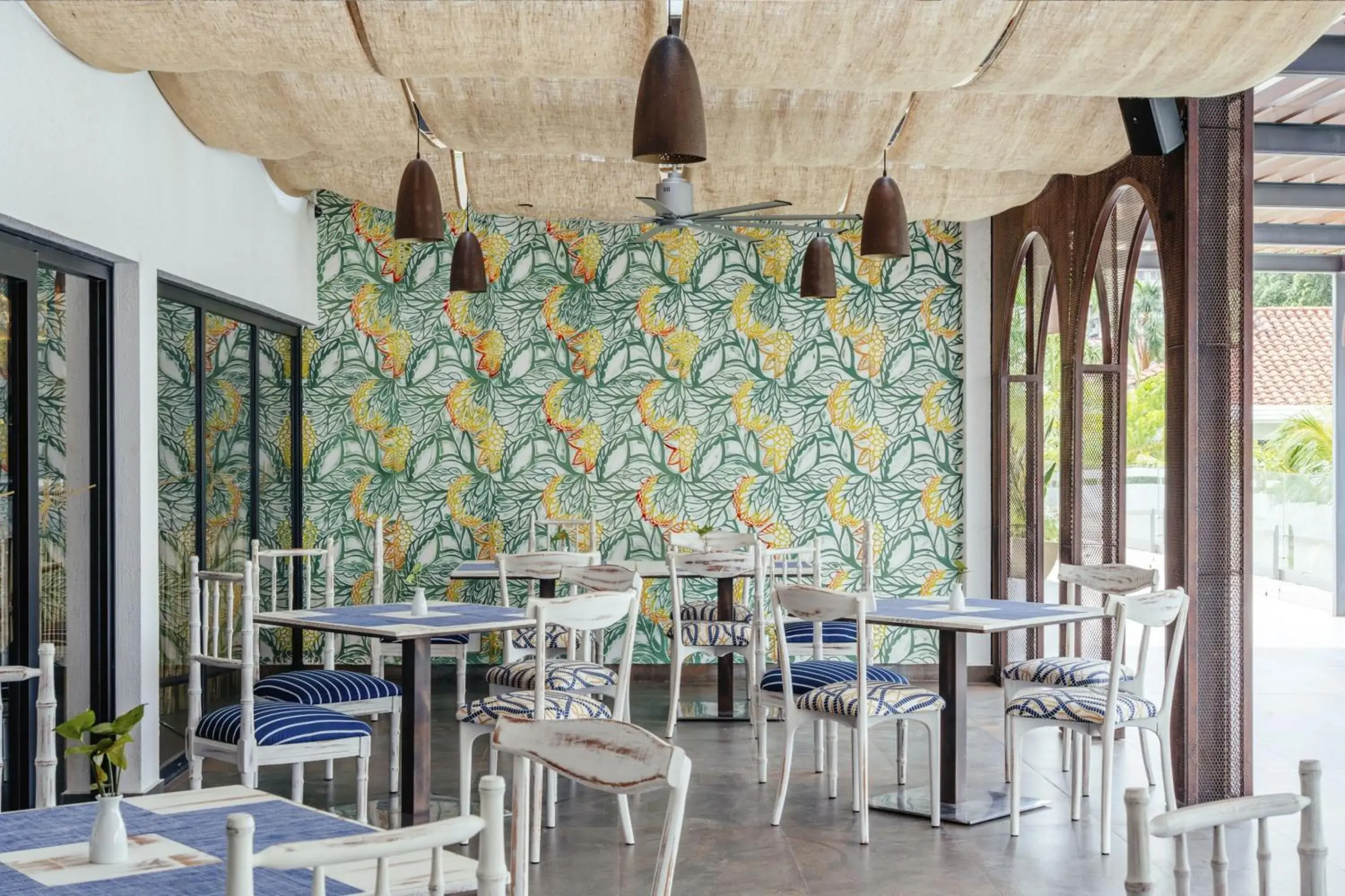 Property building in Los Tajibos, Santa Cruz de la Sierra, a Tribute Portfolio Hotel Property building in Los Tajibos, Santa Cruz de la Sierra, a Tribute Portfolio Hotel