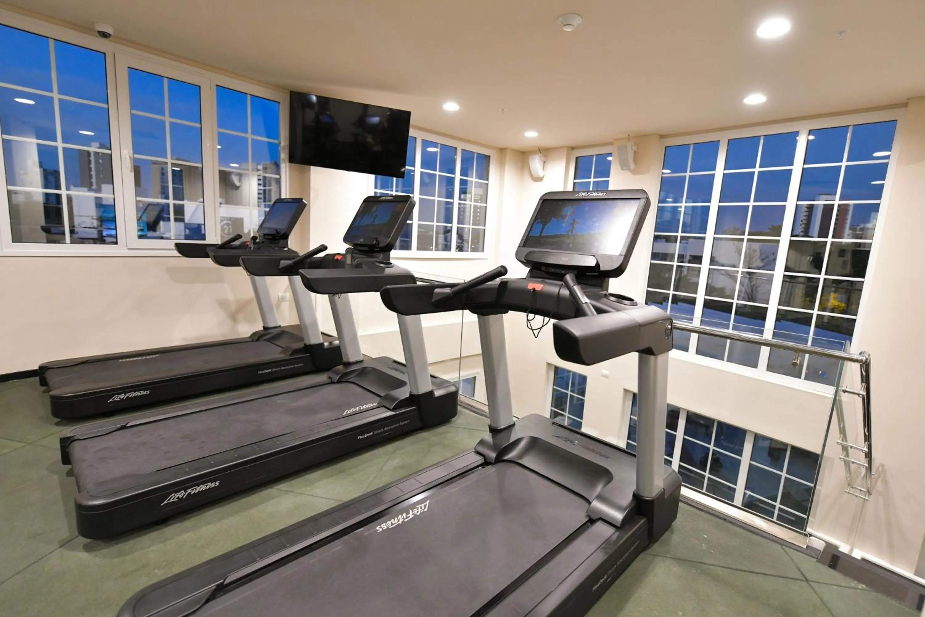 Fitness centre/facilities in Los Tajibos, Santa Cruz de la Sierra, a Tribute Portfolio Hotel