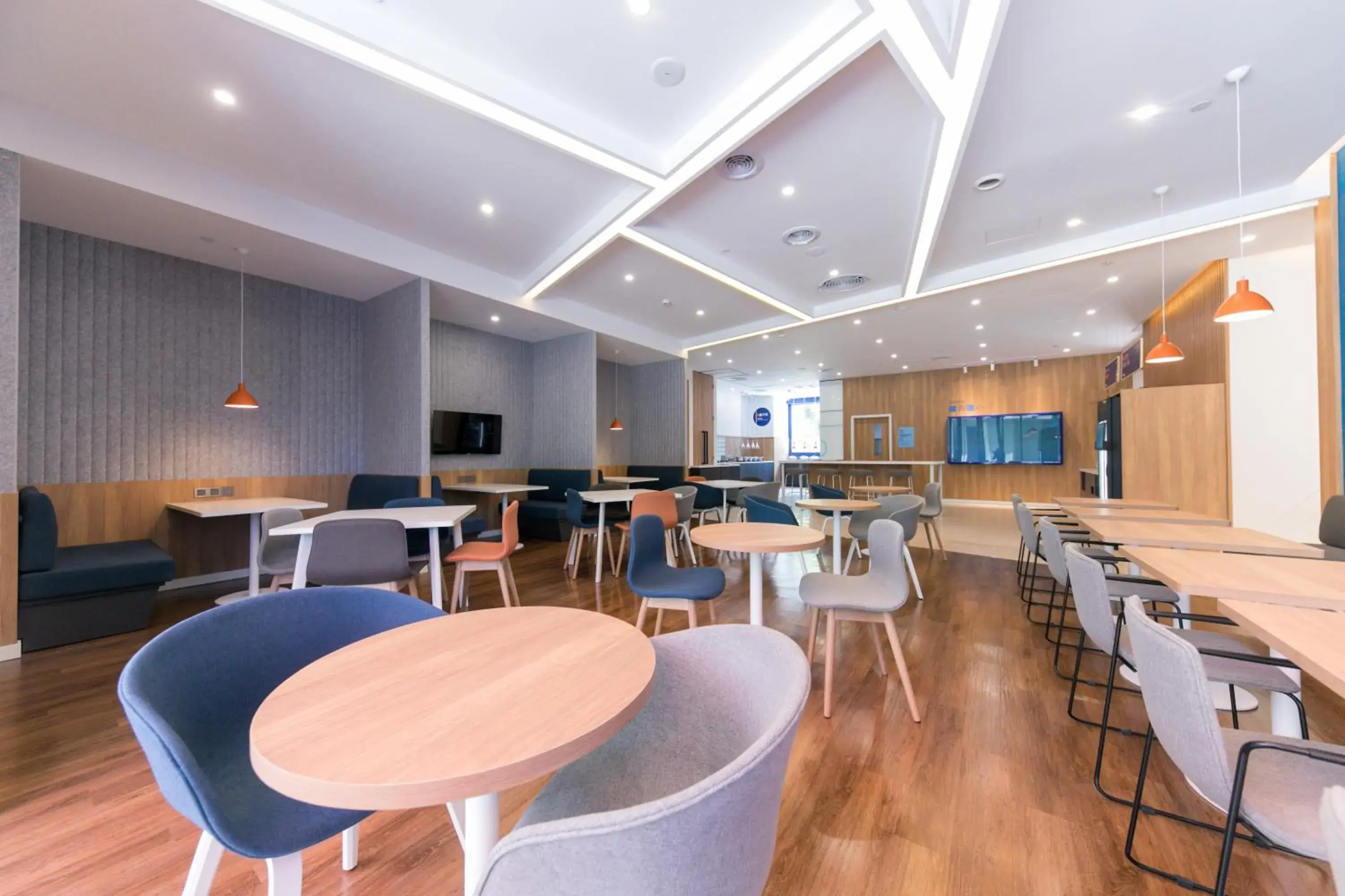 Breakfast in Holiday Inn Express Shanghai Tangzhen, an IHG Hotel Breakfast in Holiday Inn Express Shanghai Tangzhen, an IHG Hotel