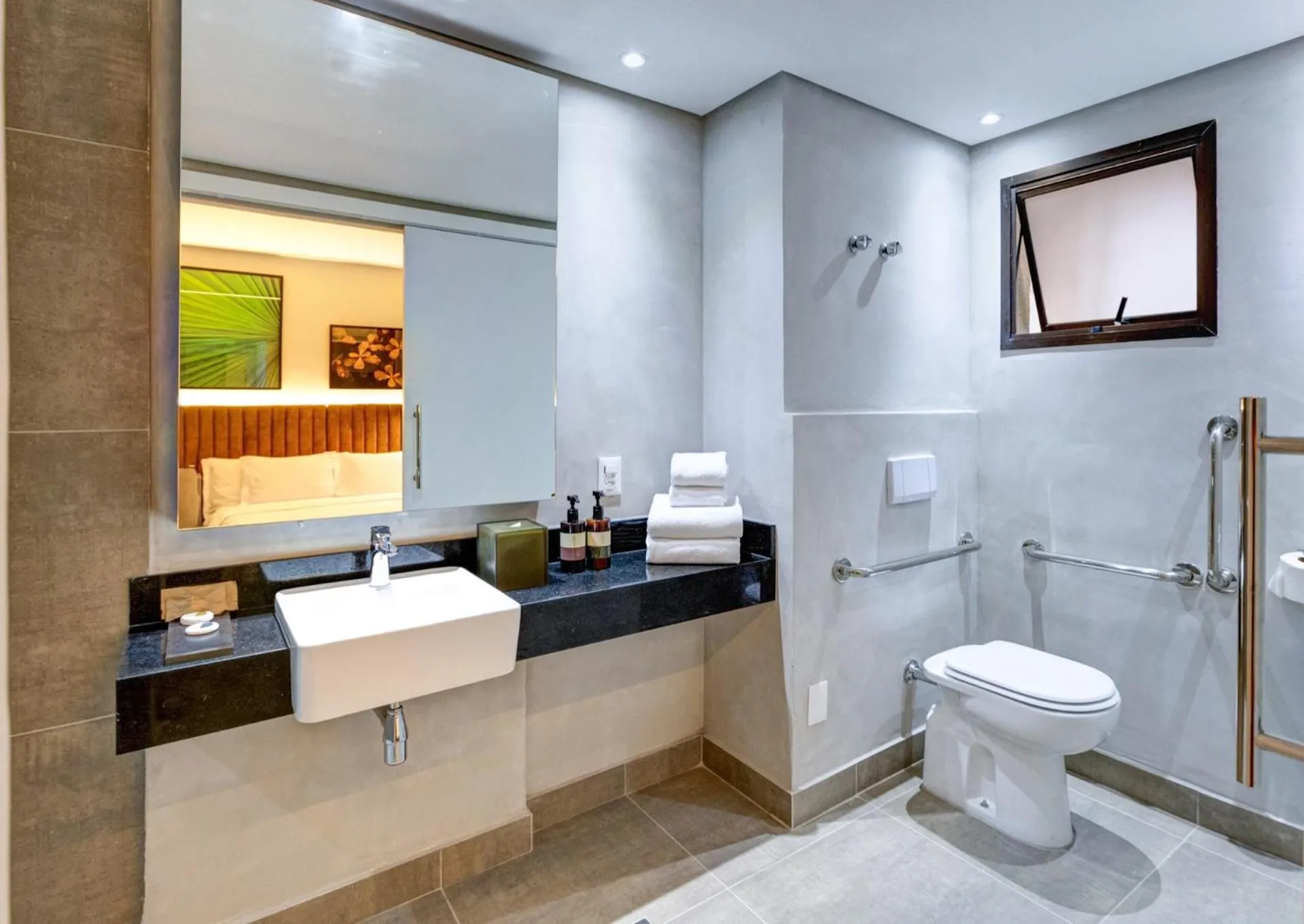 Toilet in Double Tree by Hilton São Paulo Itaim