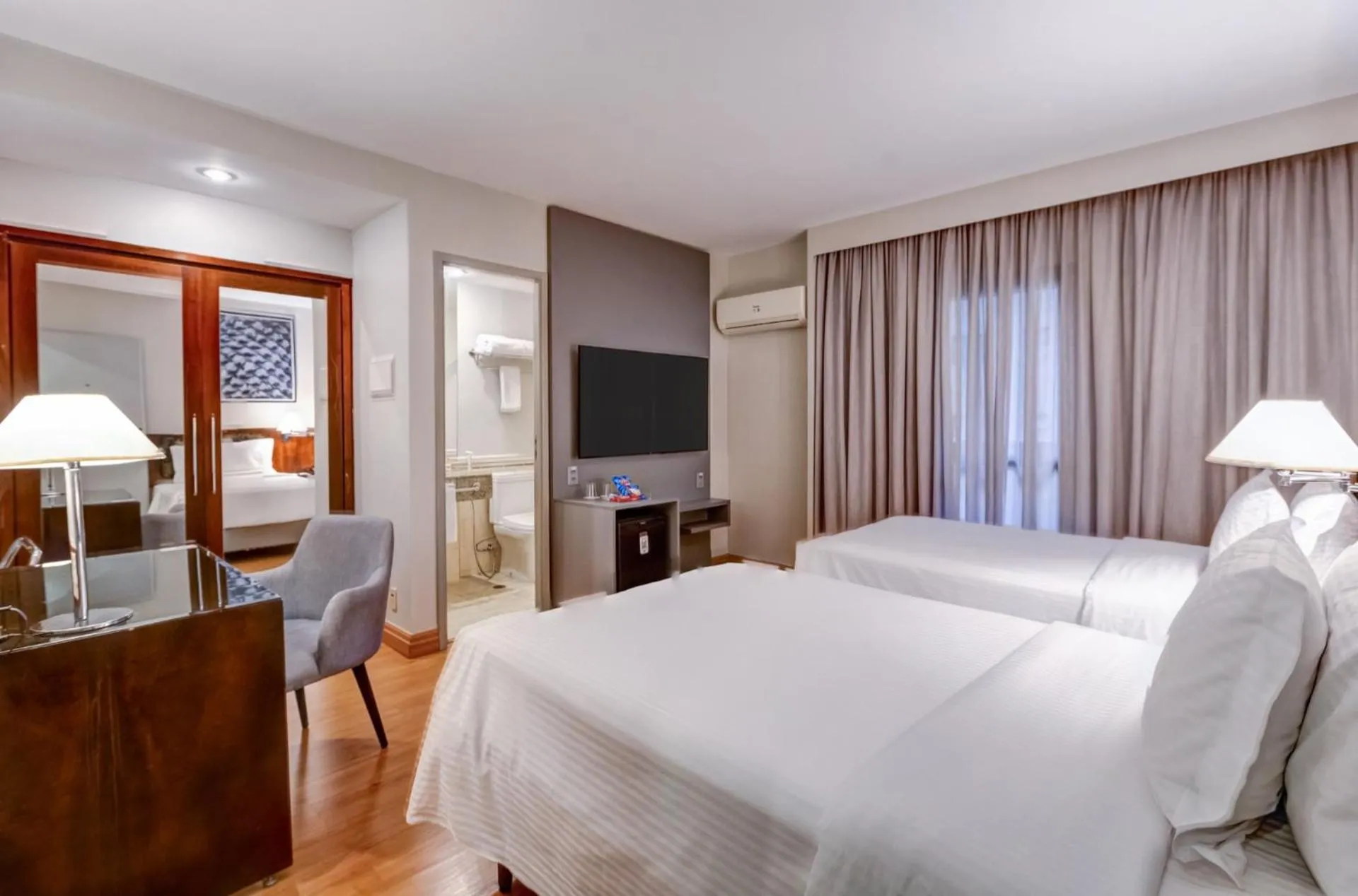 Bed in Double Tree by Hilton São Paulo Itaim