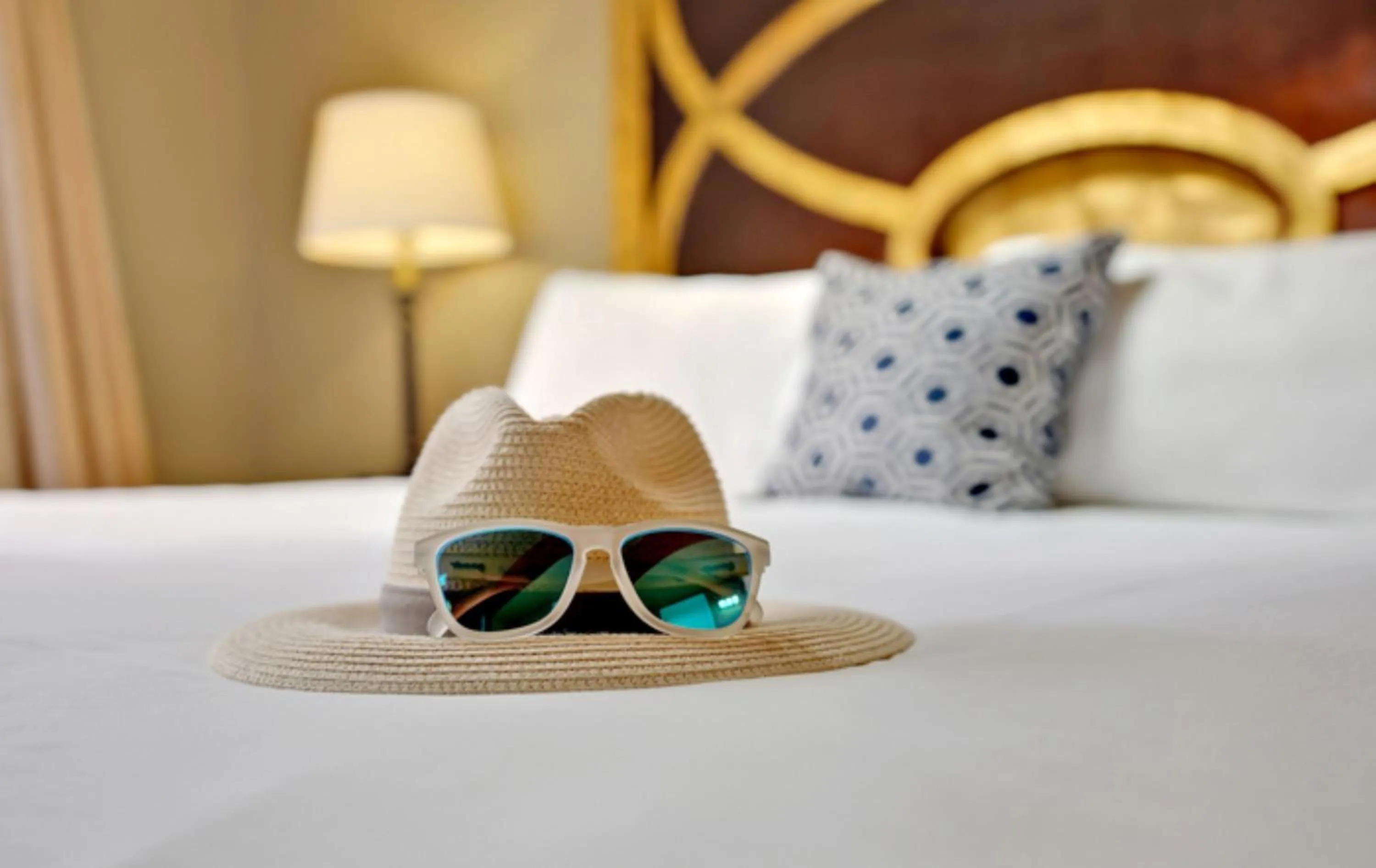 Bed in Bodega Bay Inn