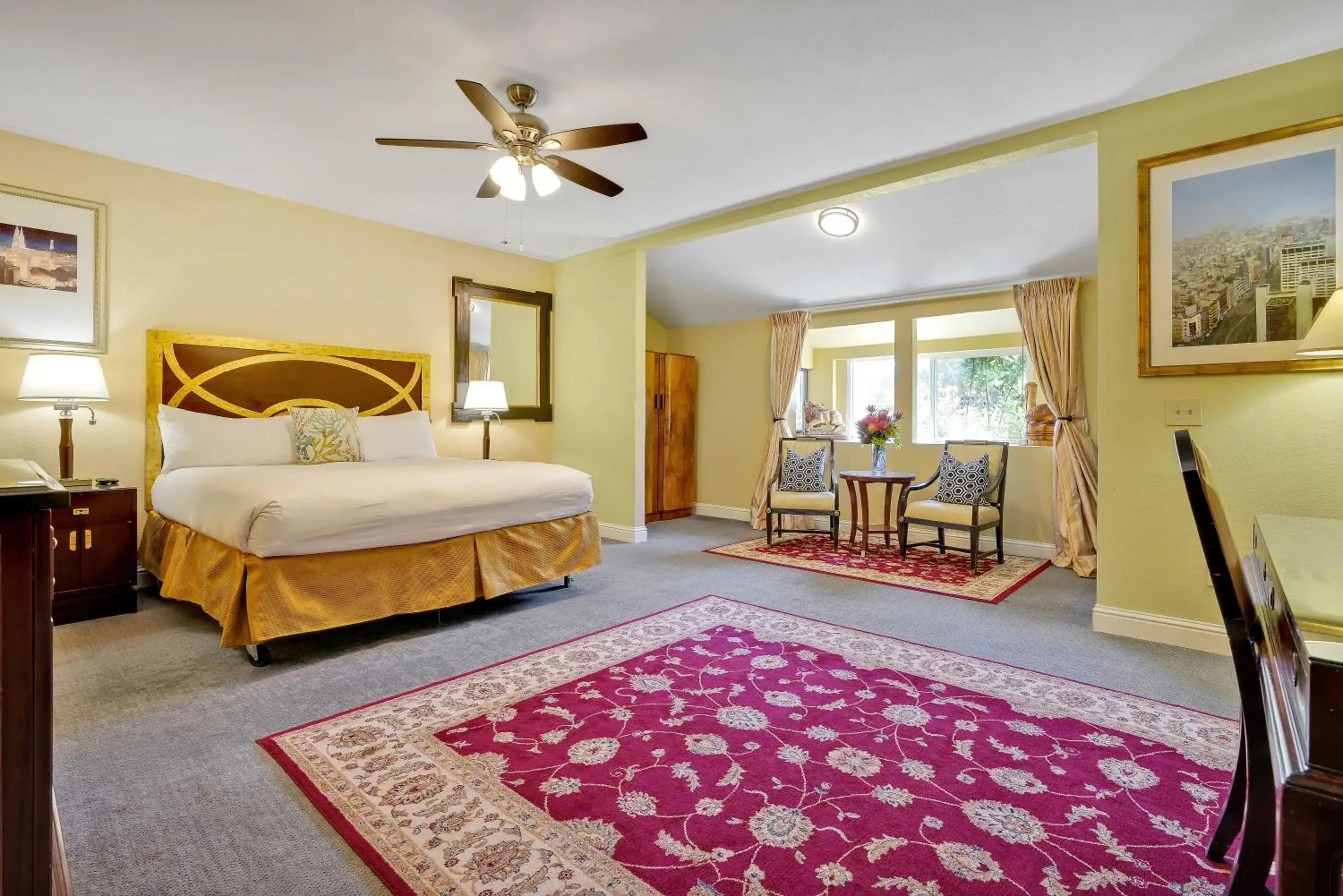 King Room in Bodega Bay Inn King Room in Bodega Bay Inn