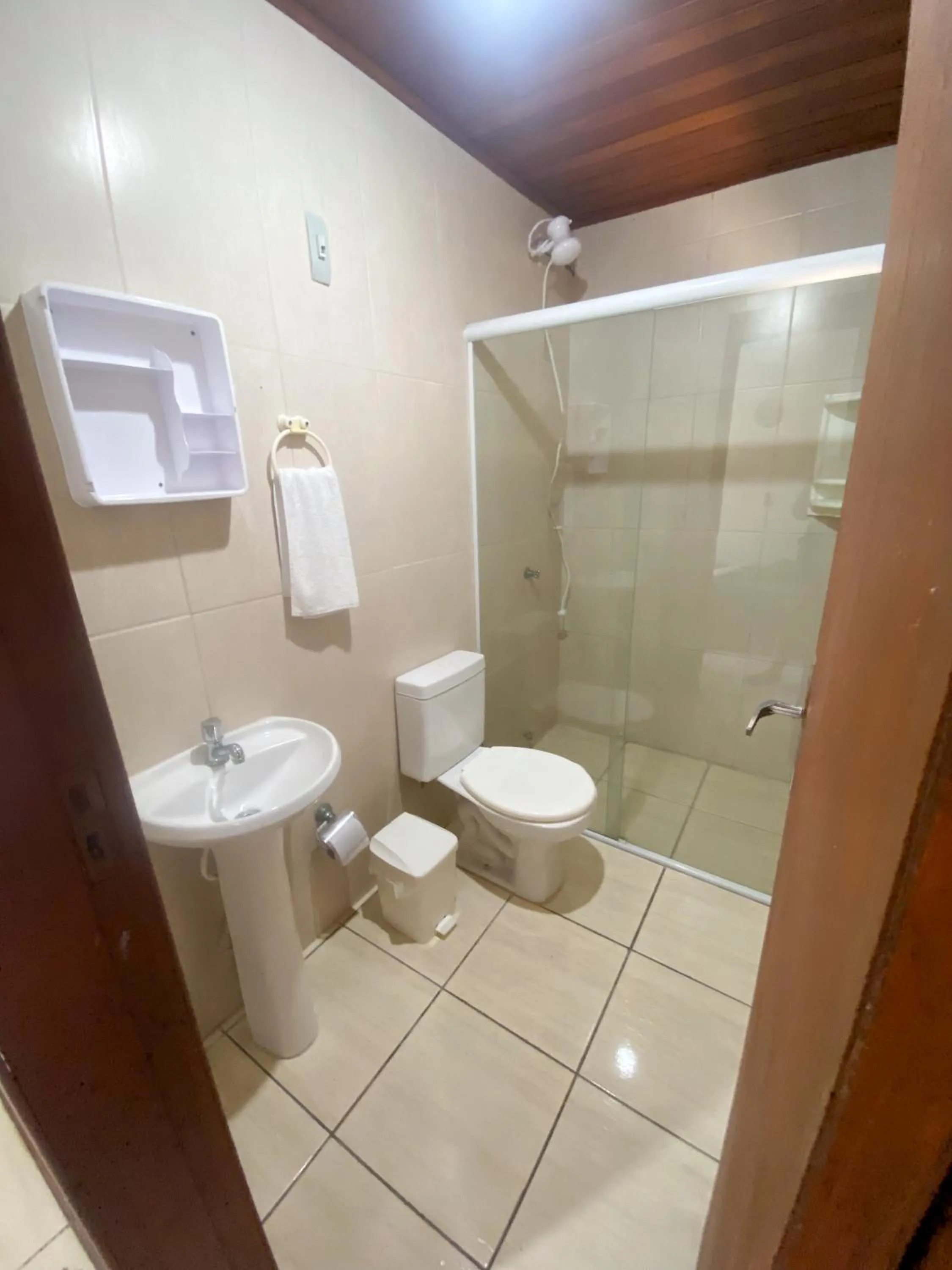 Shower in Green Mountain Pousada