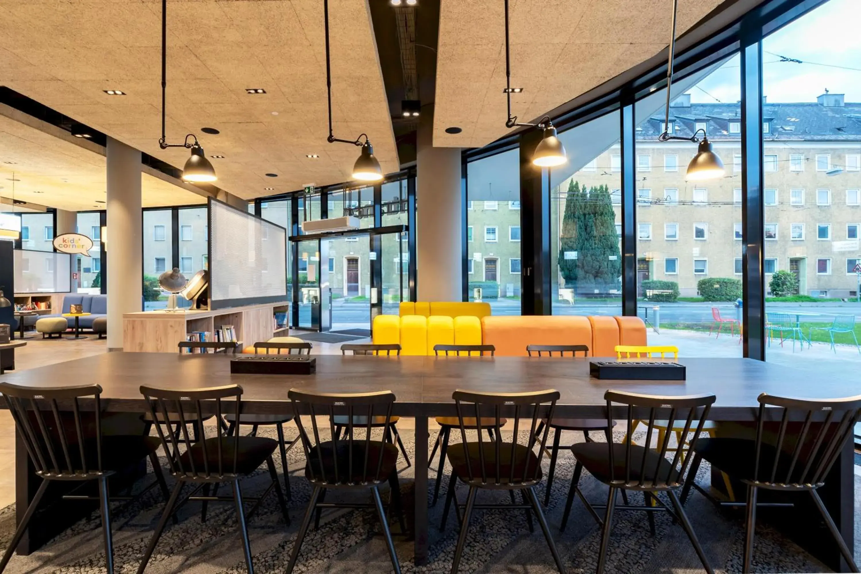 Lobby or reception in harry's home Salzburg Lobby or reception in harry's home Salzburg