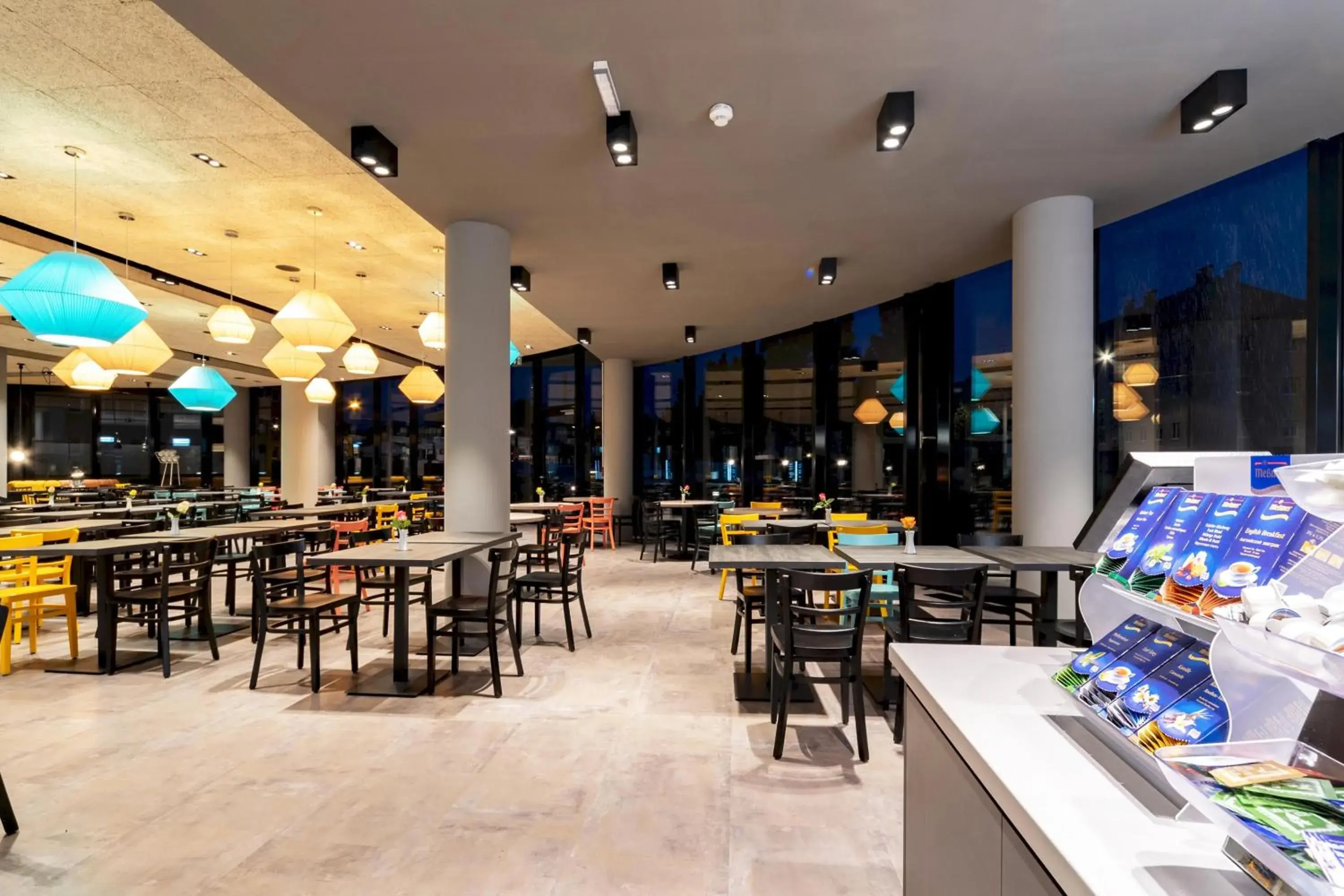 Restaurant/places to eat in harry's home Salzburg Restaurant/places to eat in harry's home Salzburg