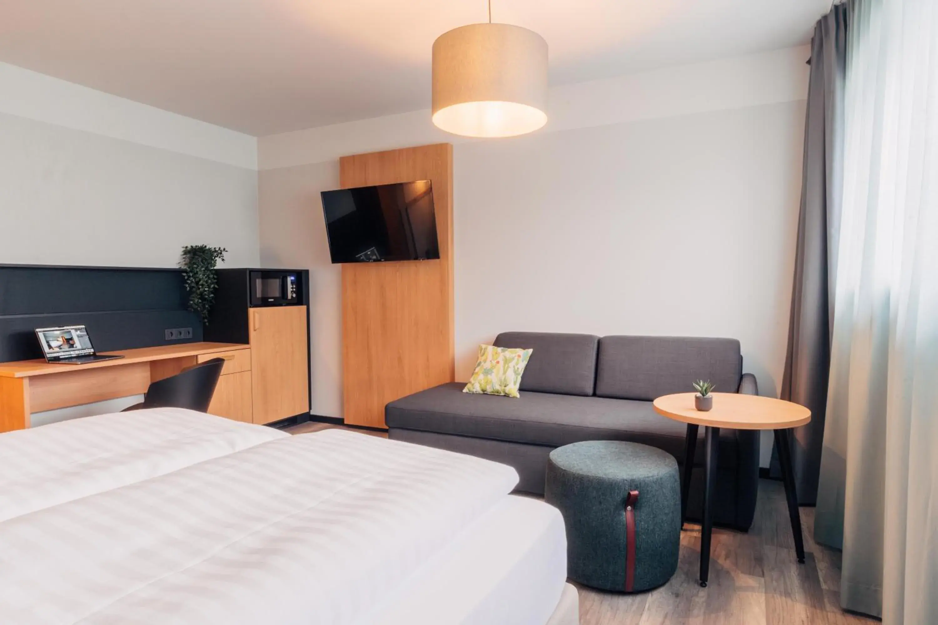 Photo of the whole room, Bed in harry's home Salzburg Photo of the whole room, Bed in harry's home Salzburg