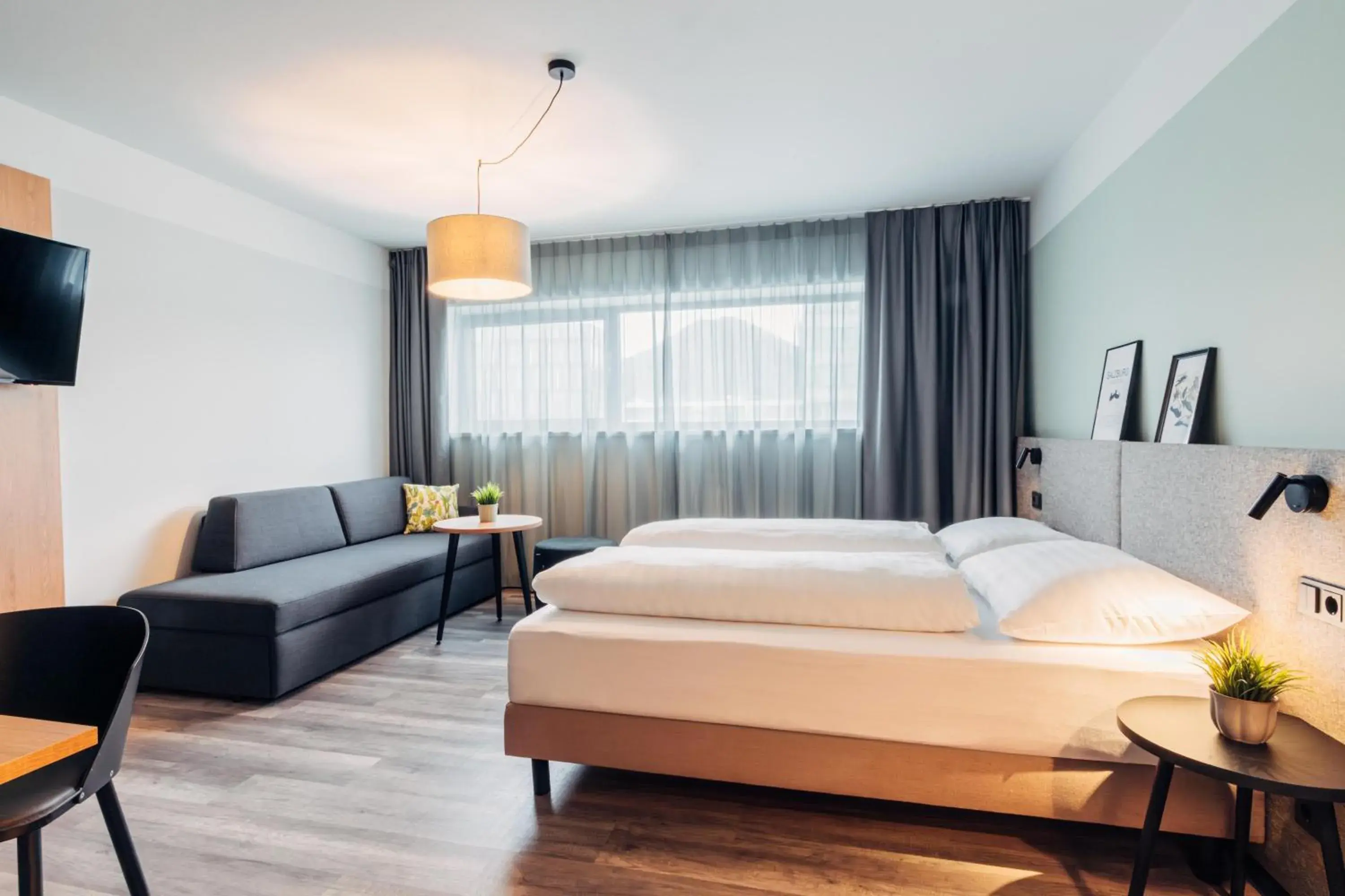 Photo of the whole room, Bed in harry's home Salzburg Photo of the whole room, Bed in harry's home Salzburg