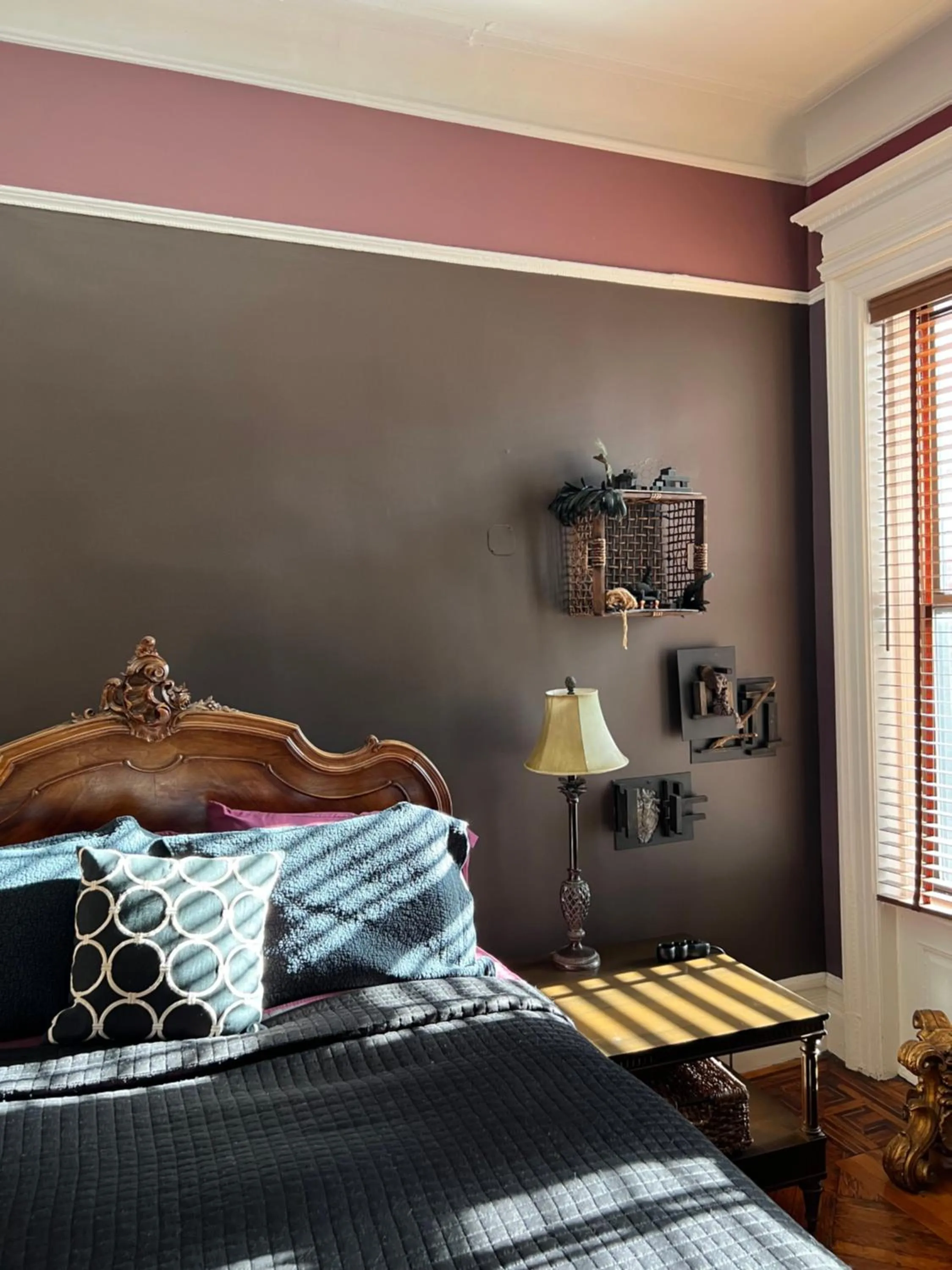 Bedroom, Bed in Soul Food 'Mont Morris'