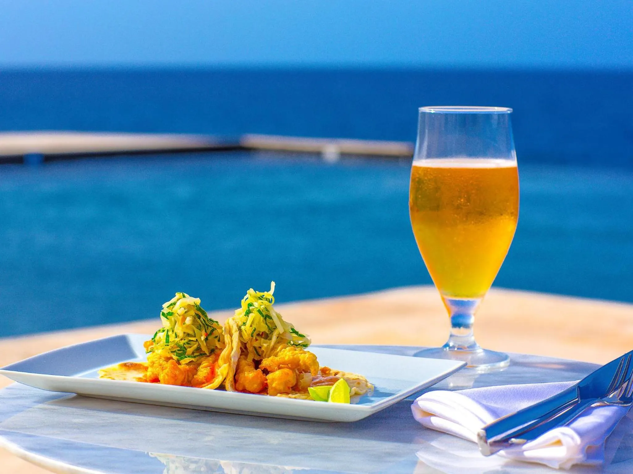 Restaurant/places to eat in The Trident Hotel