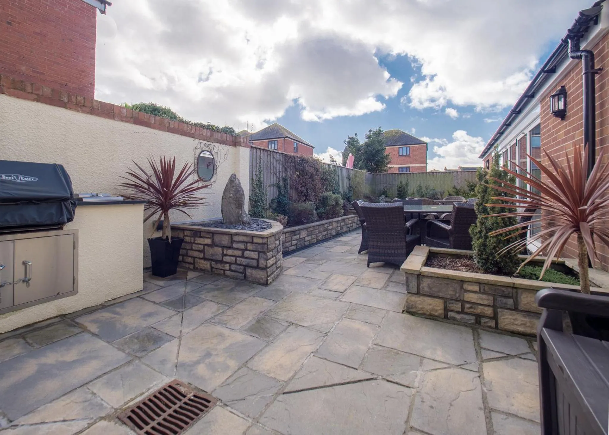 Garden view in TLC Exmouth Bed and Breakfast