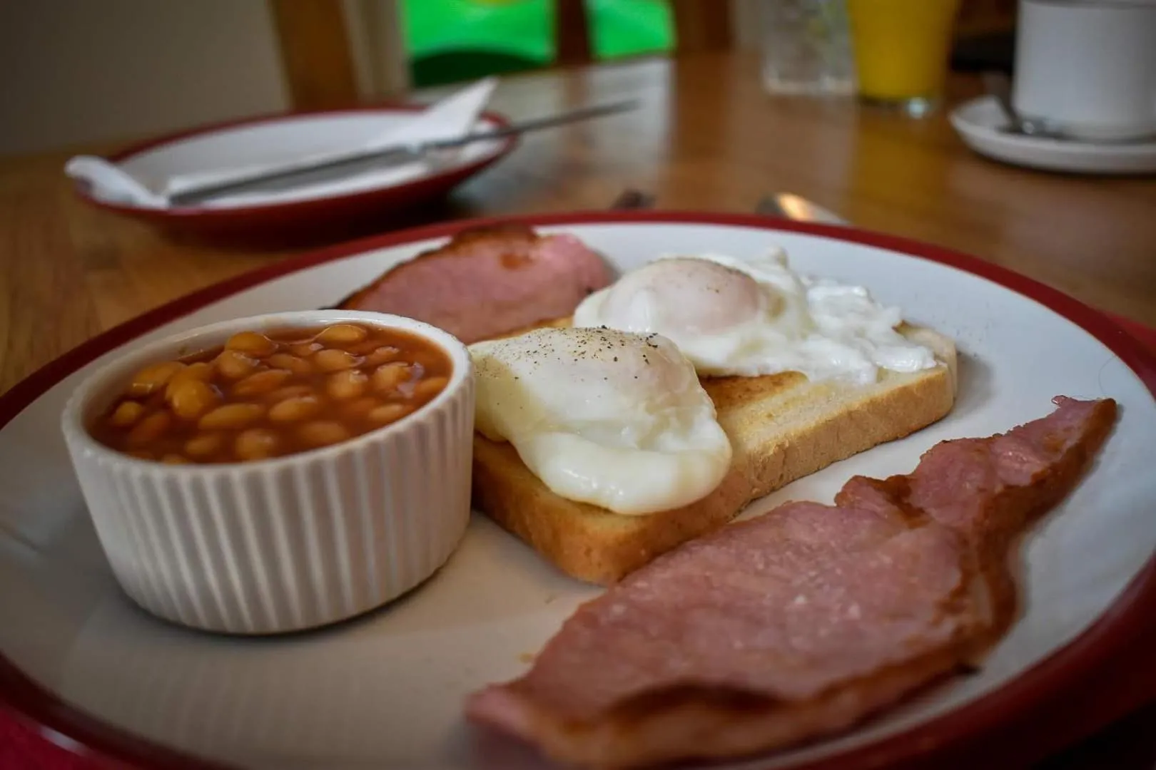 Breakfast in TLC Exmouth Bed and Breakfast