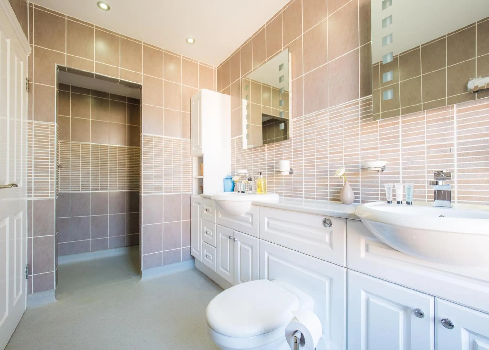 TLC Exmouth Bed and Breakfast