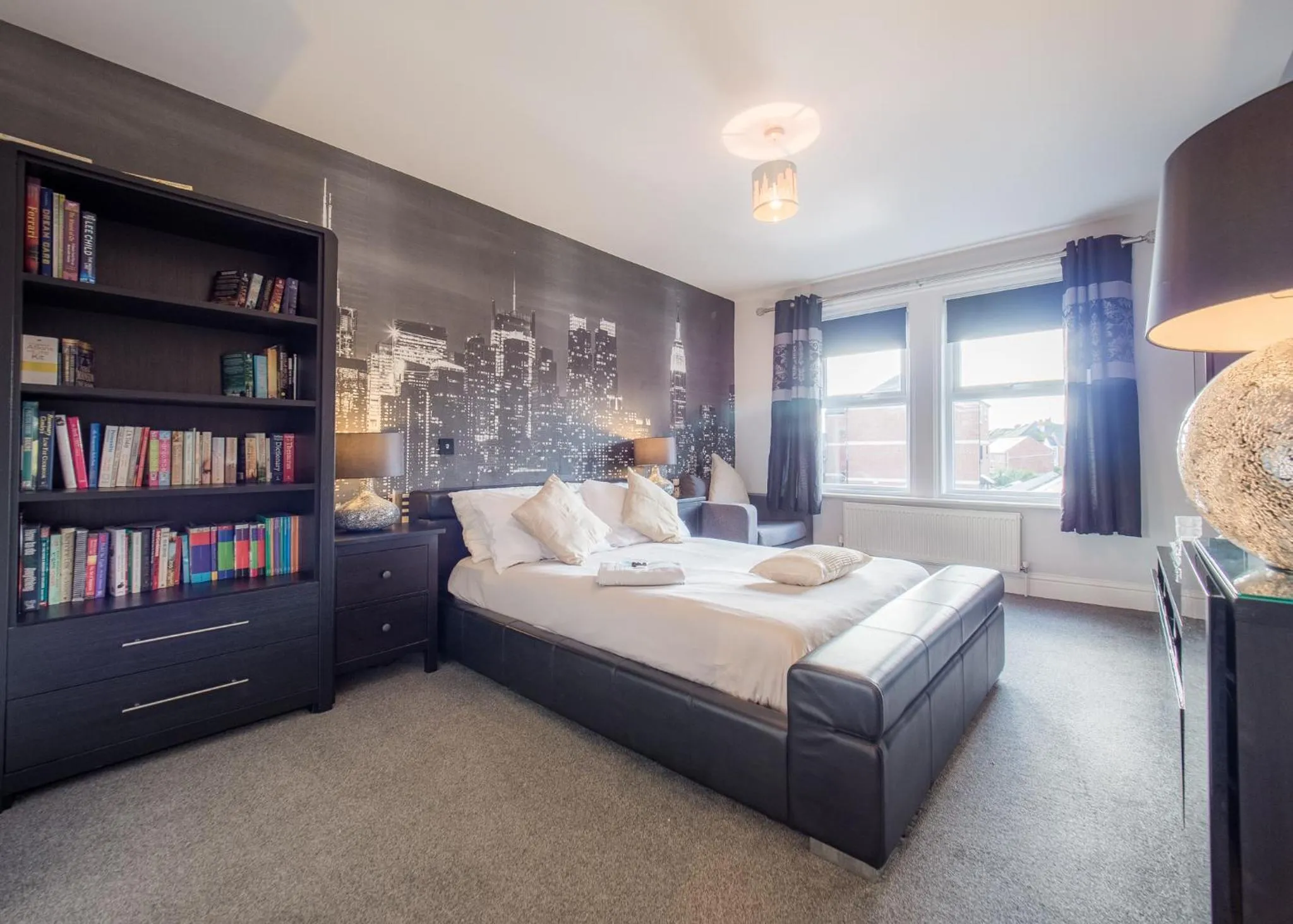 Photo of the whole room, Bed in TLC Exmouth Bed and Breakfast
