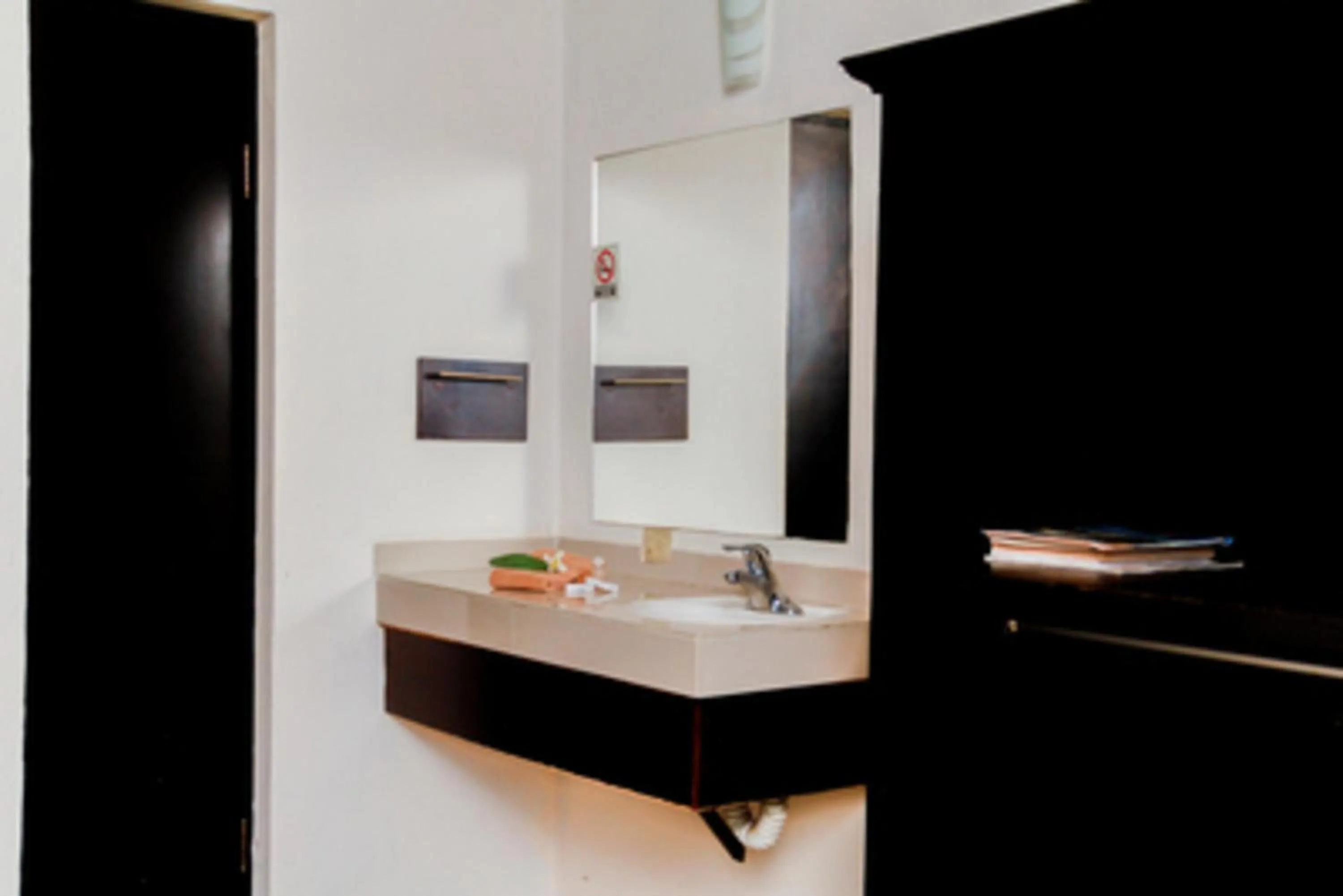 Bathroom in Maxihotel Business Class Culiacan
