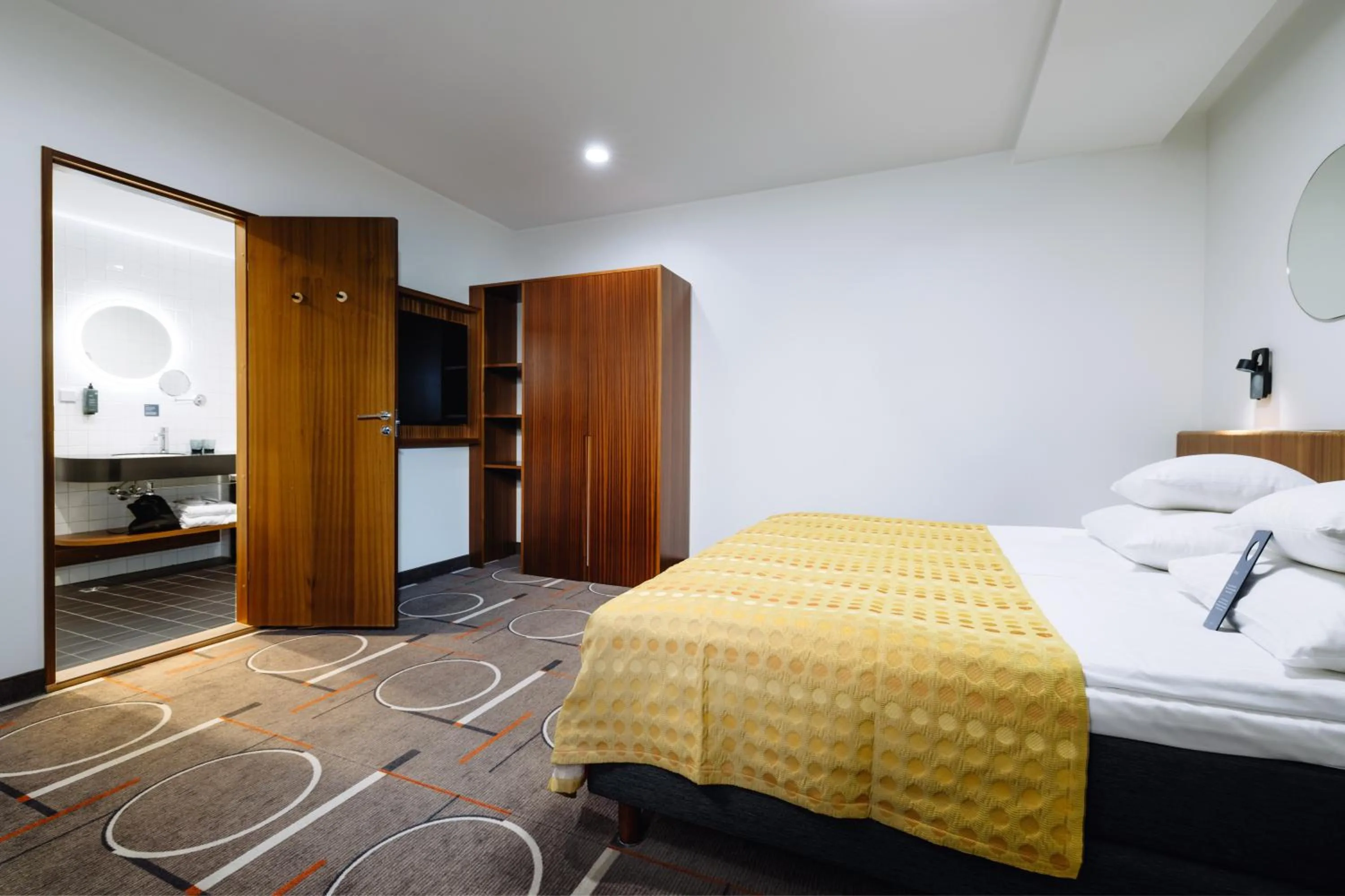 Bedroom, Bed in Hestia Hotel Kentmanni