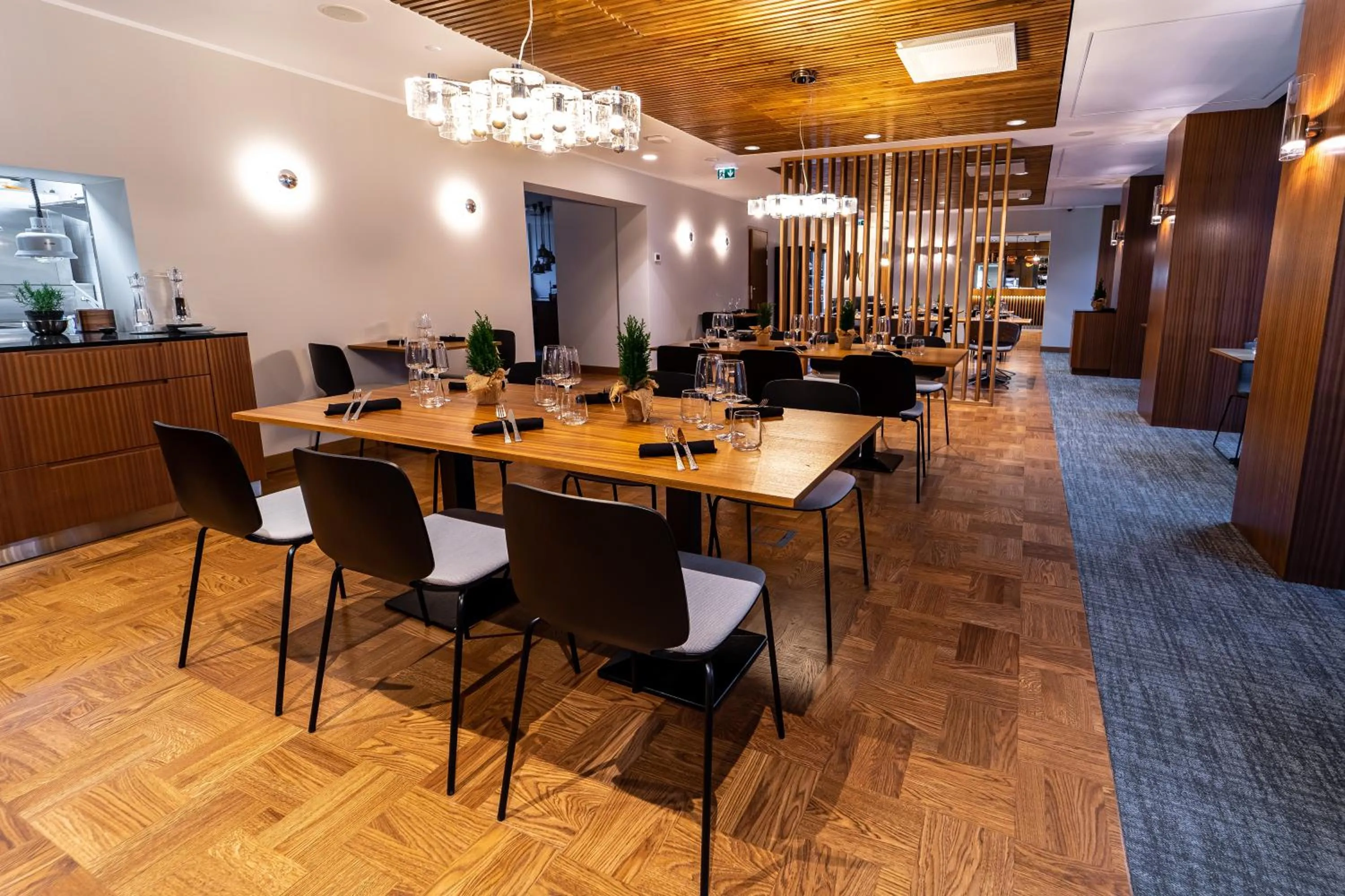 Restaurant/places to eat in Hestia Hotel Kentmanni